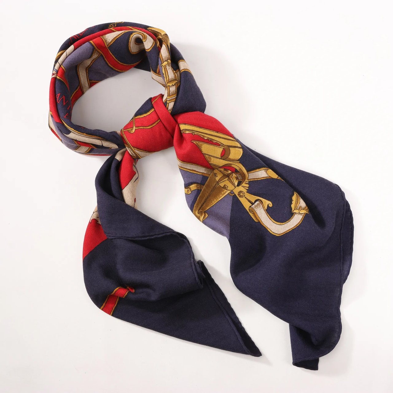 Hermès Hermès Carré Géant "L'INSTRUCTION DUROY" Cashmere & Silk Scarf in in Navy Blue x Red Blauw
