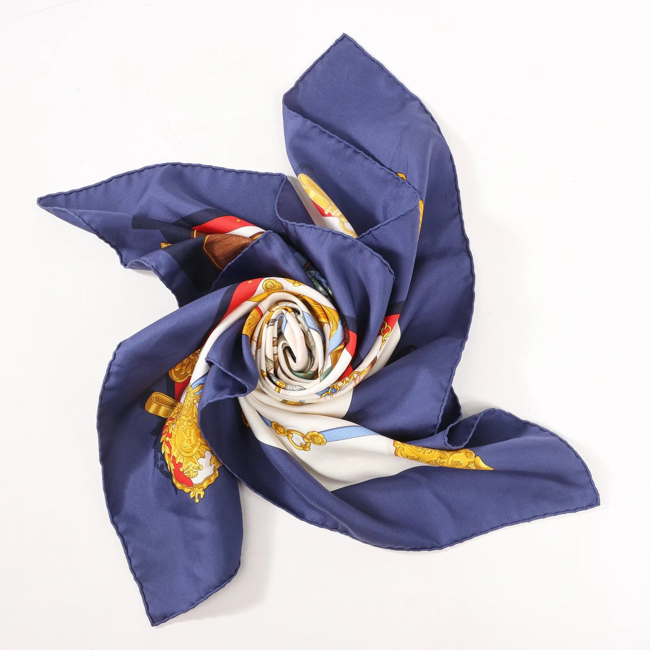 Hermès Hermès Carré 90 "Memoire d'Hermes" Silk handkerchief in Navy Blue Blauw