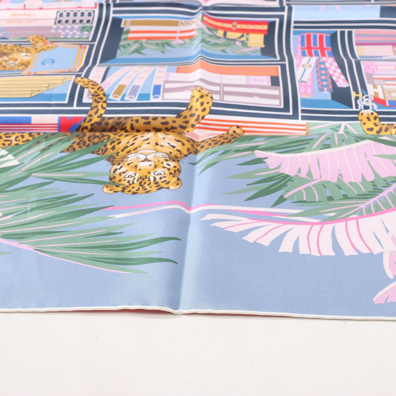 Hermès Hermès Carré 90 Double Face "Les Douze Leopards" Silk handkerchief in Multicolor Divers