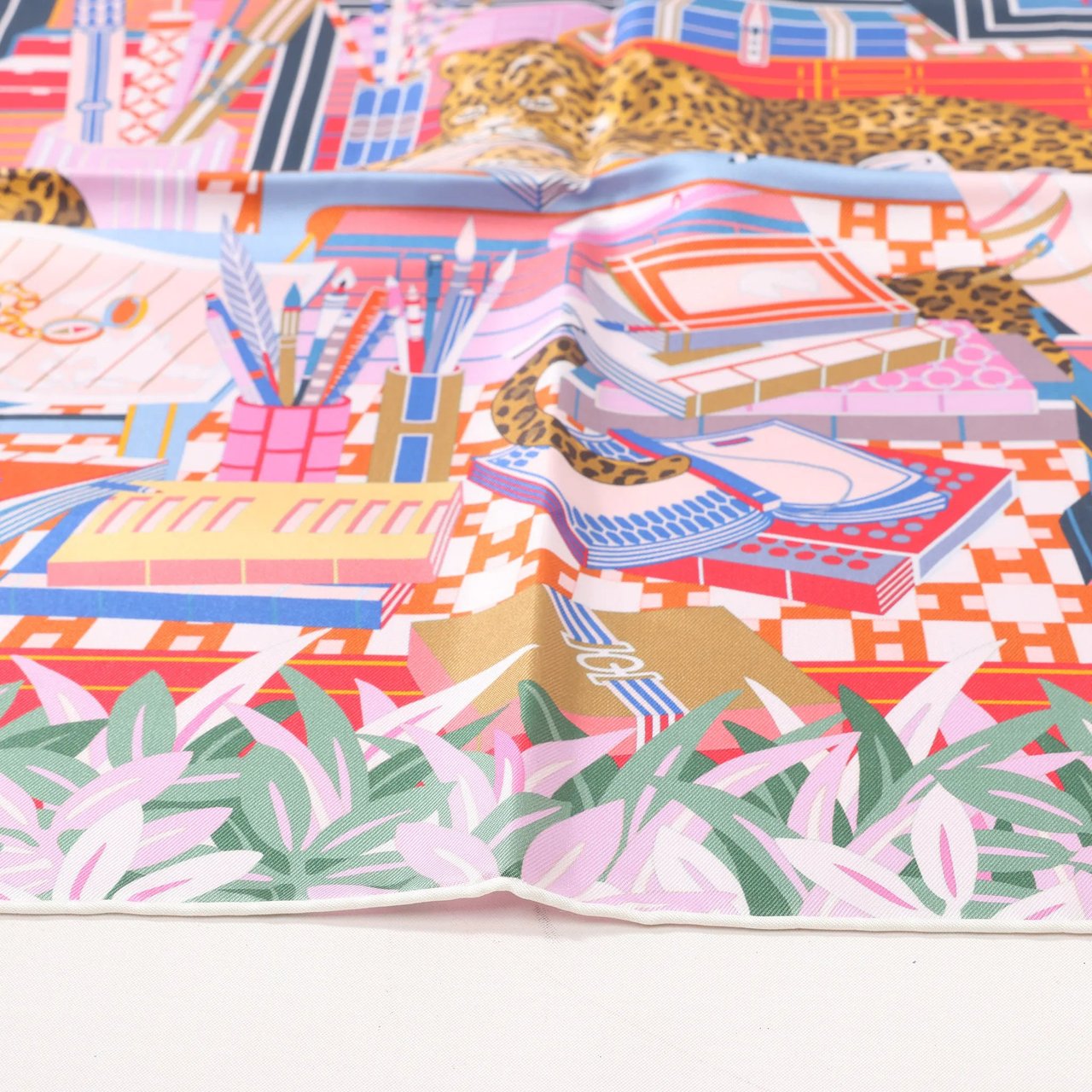 Hermès Hermès Carré 90 Double Face "Les Douze Leopards" Silk handkerchief in Multicolor Divers