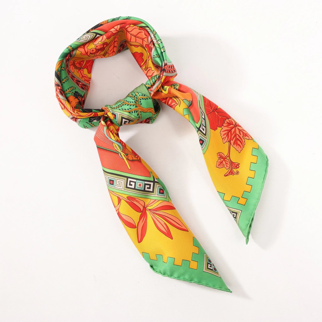 Hermès Hermès Carré 90 "MUSIQUE DES DIEUX" Silk handkerchief in Orange x Green Oranje