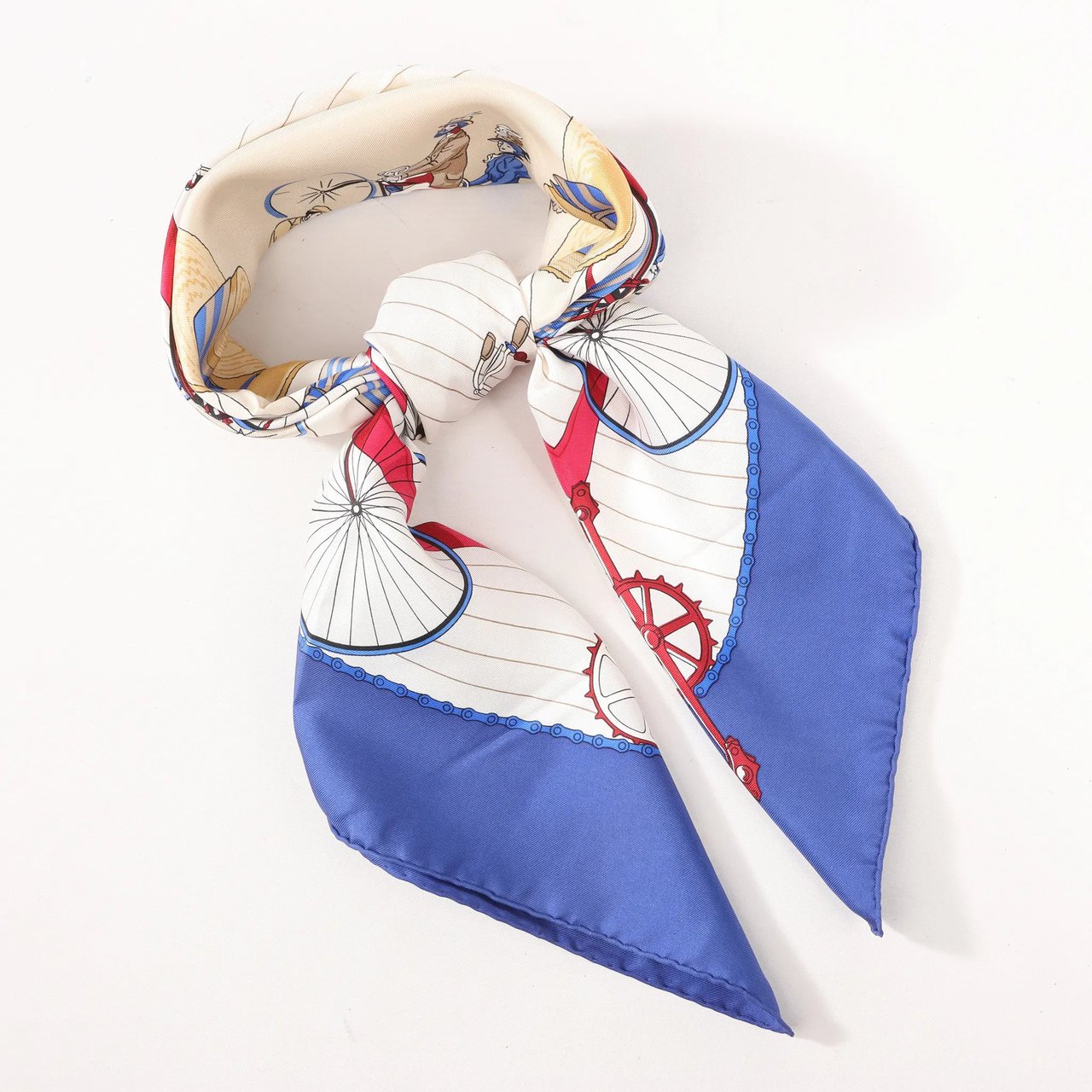 Hermès Hermès Carré 90 "LES BECANES" Silk handkerchief in Blue x White Blauw