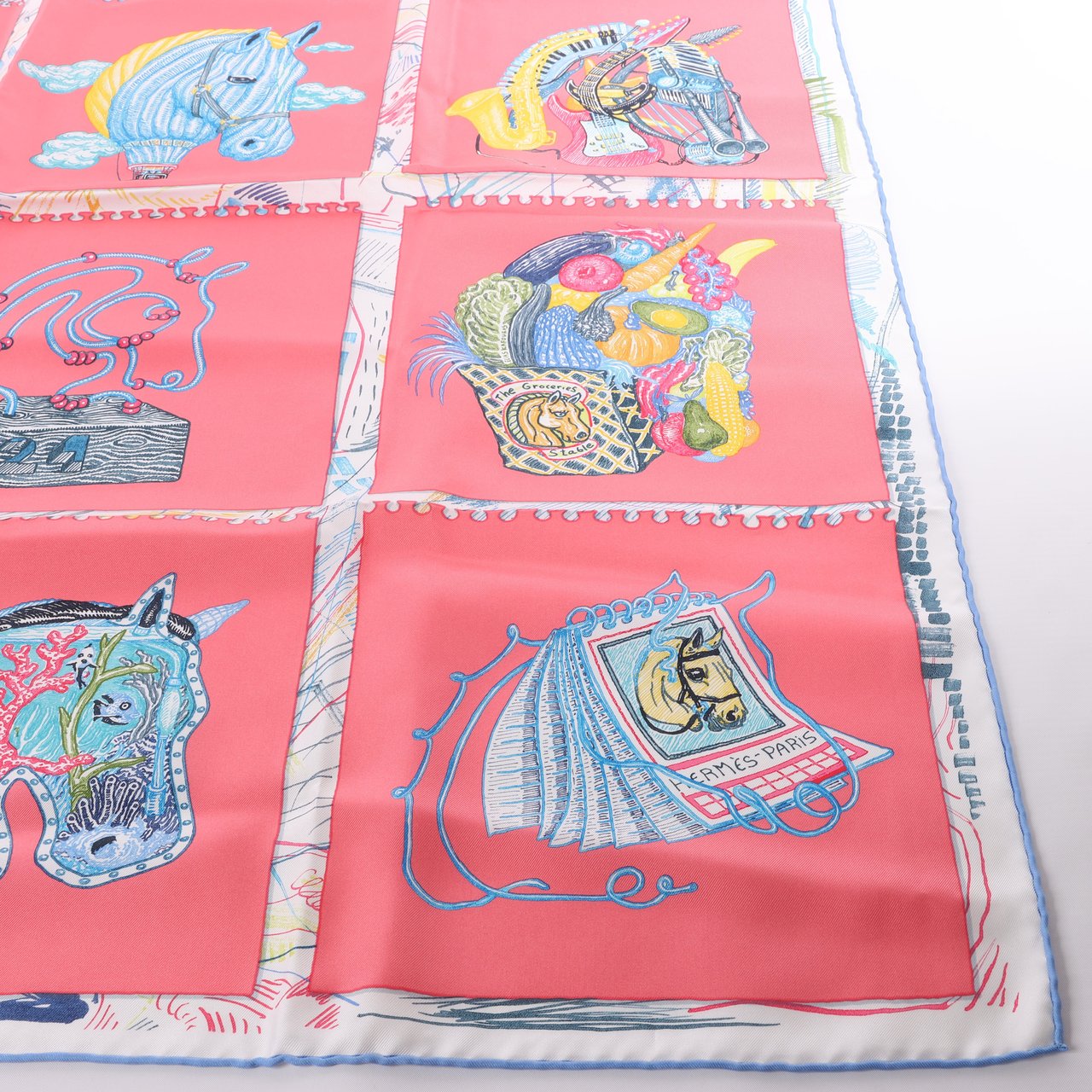 Hermès Hermès Carré 90 "Chevaloscope" Silk Scarf in Pink Roze