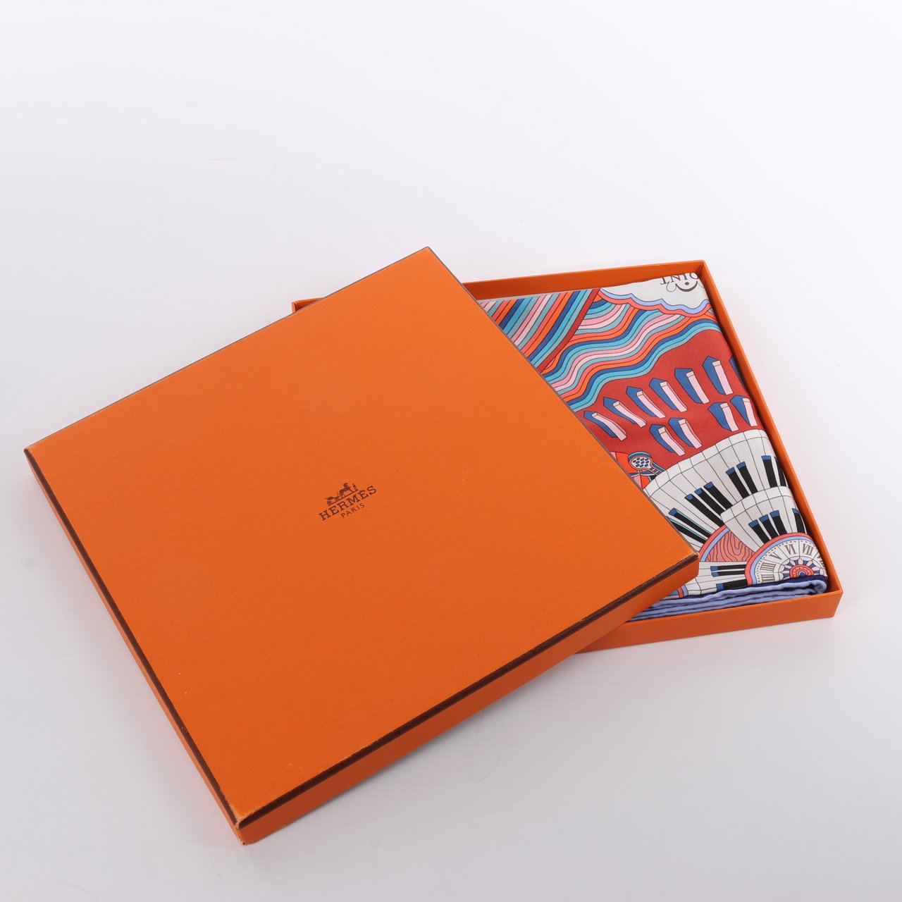 Hermès Hermès Carré 90 "D'ORGUE" Silk handkerchief in Navy Blue Blauw