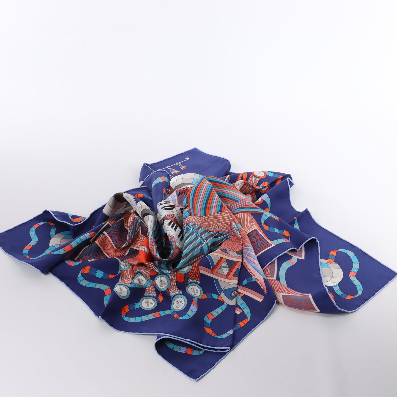 Hermès Hermès Carré 90 "D'ORGUE" Silk handkerchief in Navy Blue Blauw