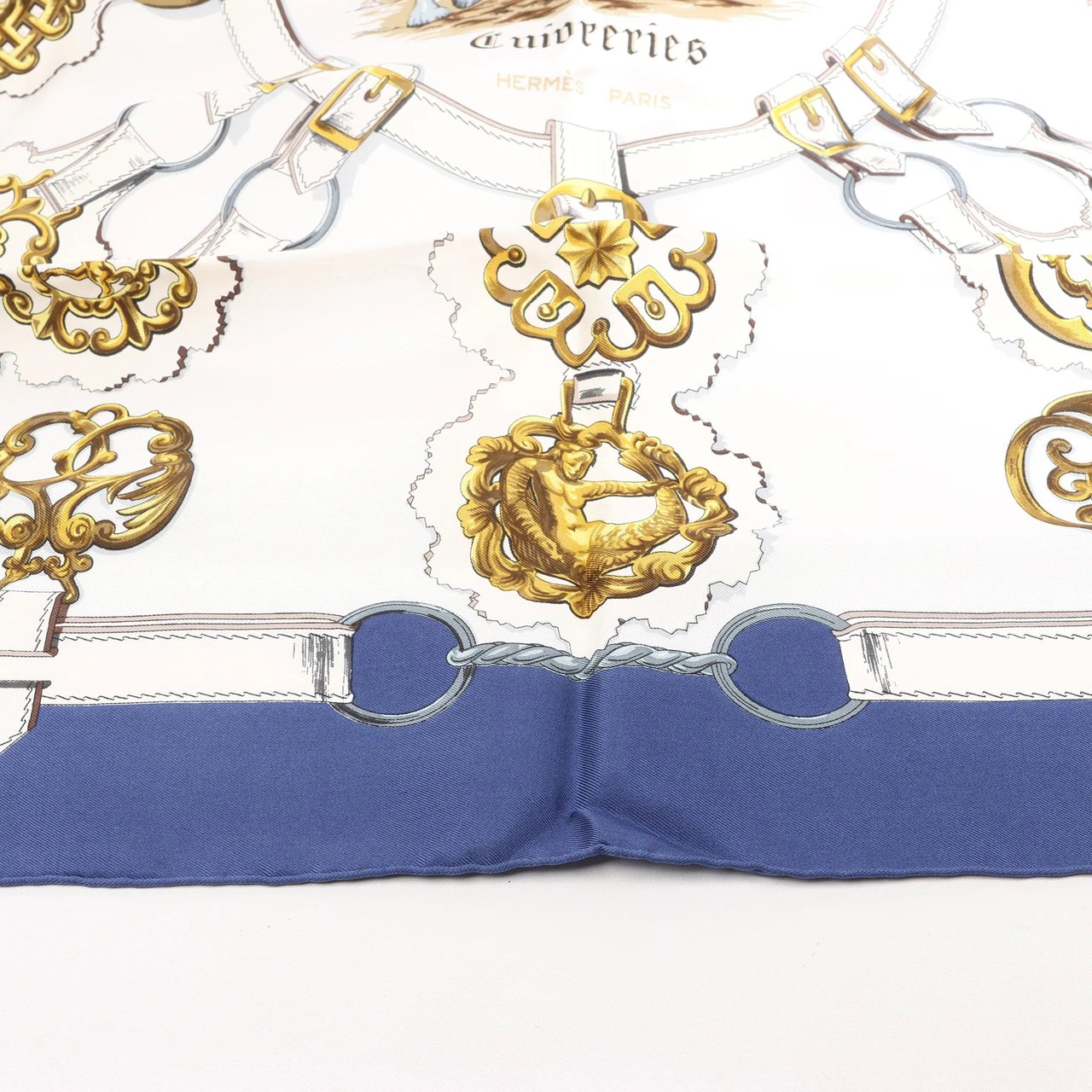 Hermès Hermès Carré 90 "Cuivreries" Silk handkerchief in Navy Blue x White Blauw