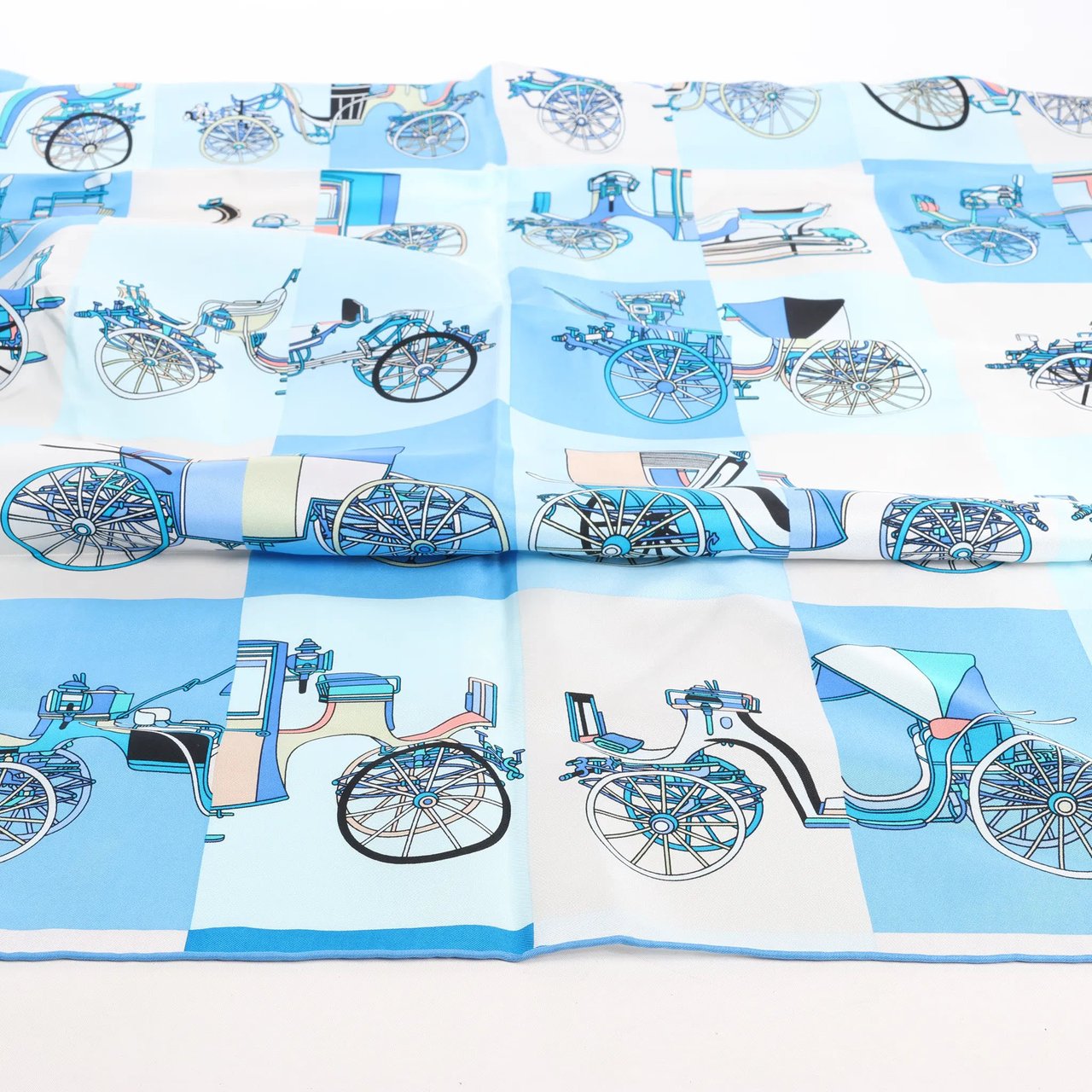 Hermès Hermès Carré 90 "Voitures Exquises Elaborate Carriages" Silk handkerchief in Blue Divers