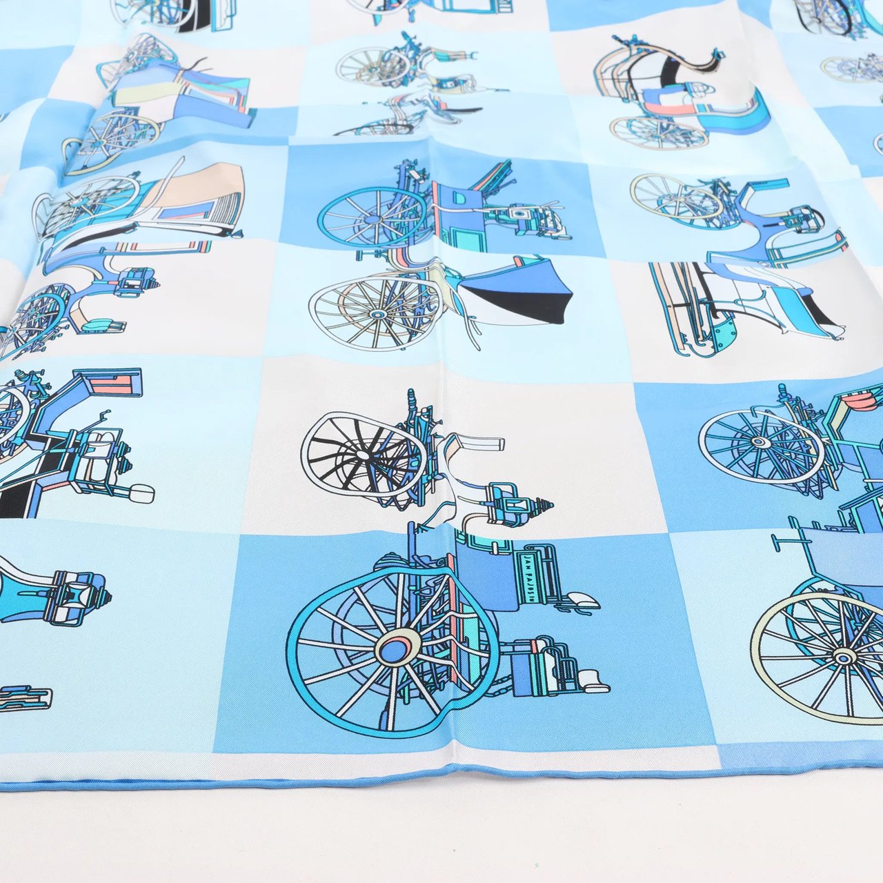 Hermès Hermès Carré 90 "Voitures Exquises Elaborate Carriages" Silk handkerchief in Blue Divers