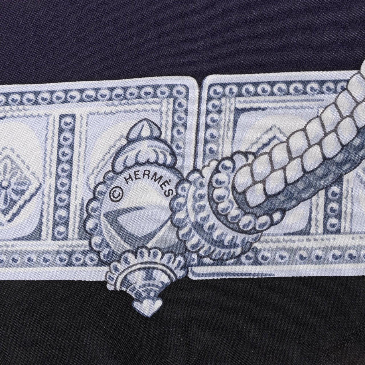 Hermès Hermès Carré 90 "Ceintures et Liens Belts and Strings" Silk handkerchief in Navy Blue Blauw
