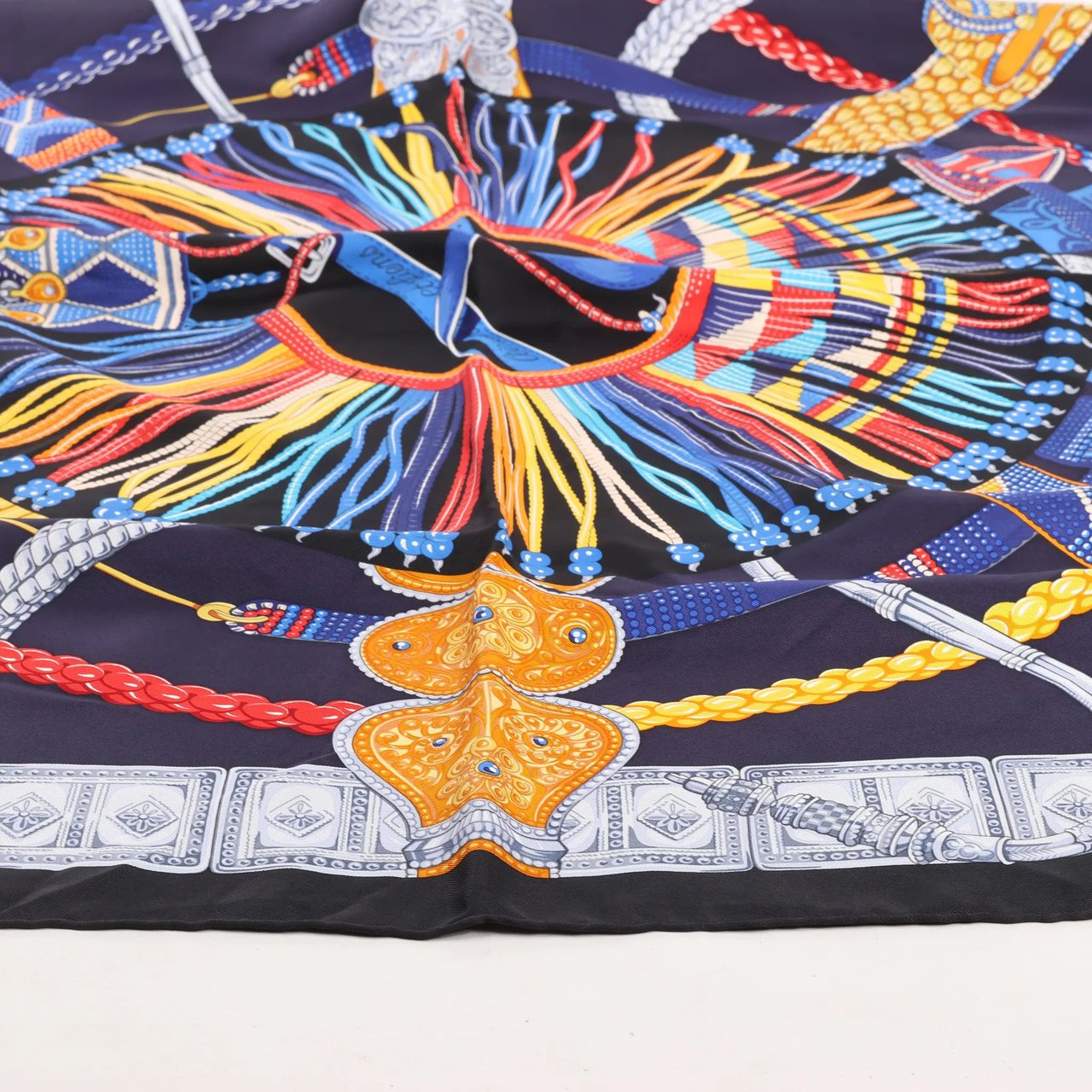 Hermès Hermès Carré 90 "Ceintures et Liens Belts and Strings" Silk handkerchief in Navy Blue Blauw