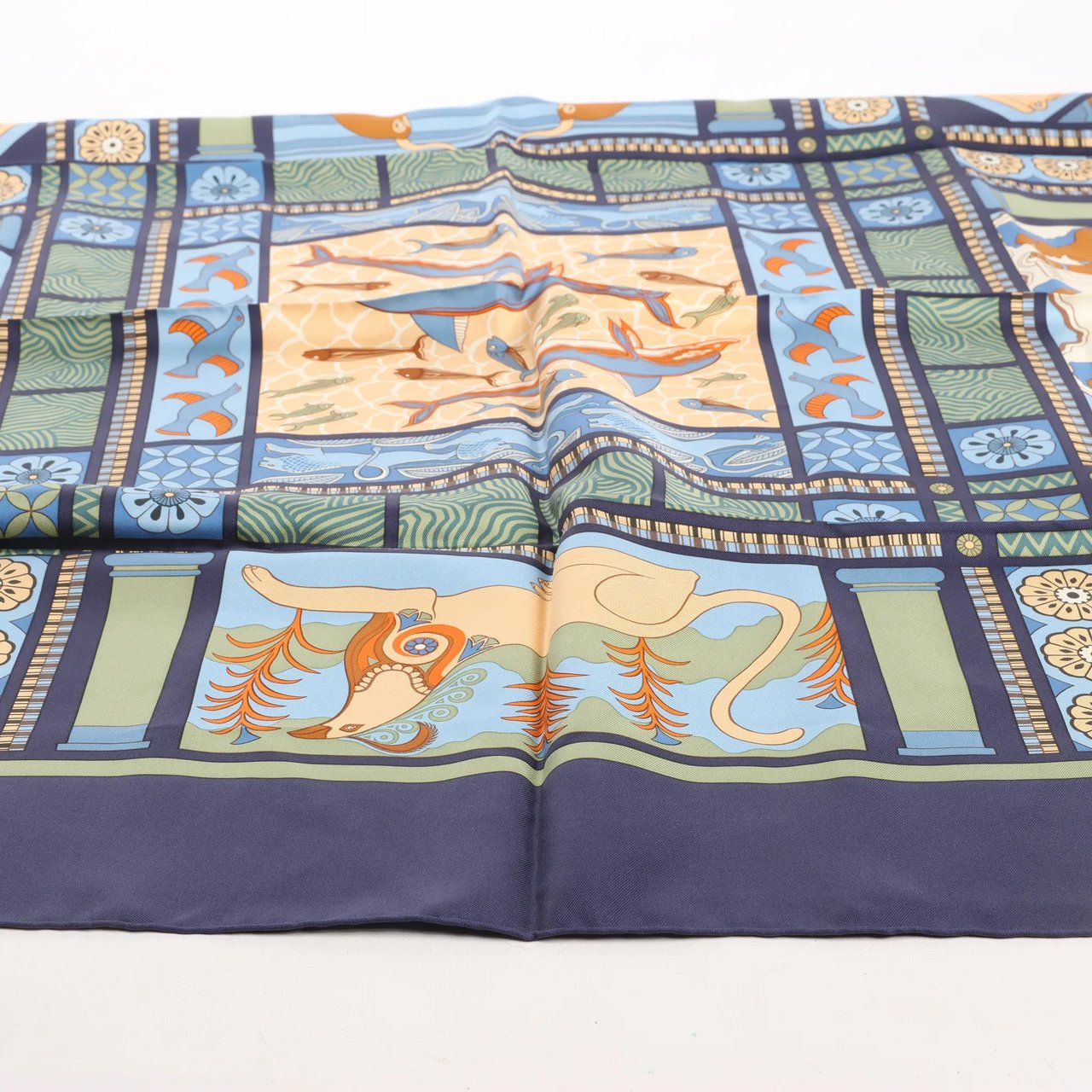 Hermès Hermès Carré 90 "LES SECRETS DE MINOS" Silk handkerchief in Navy Blue Divers