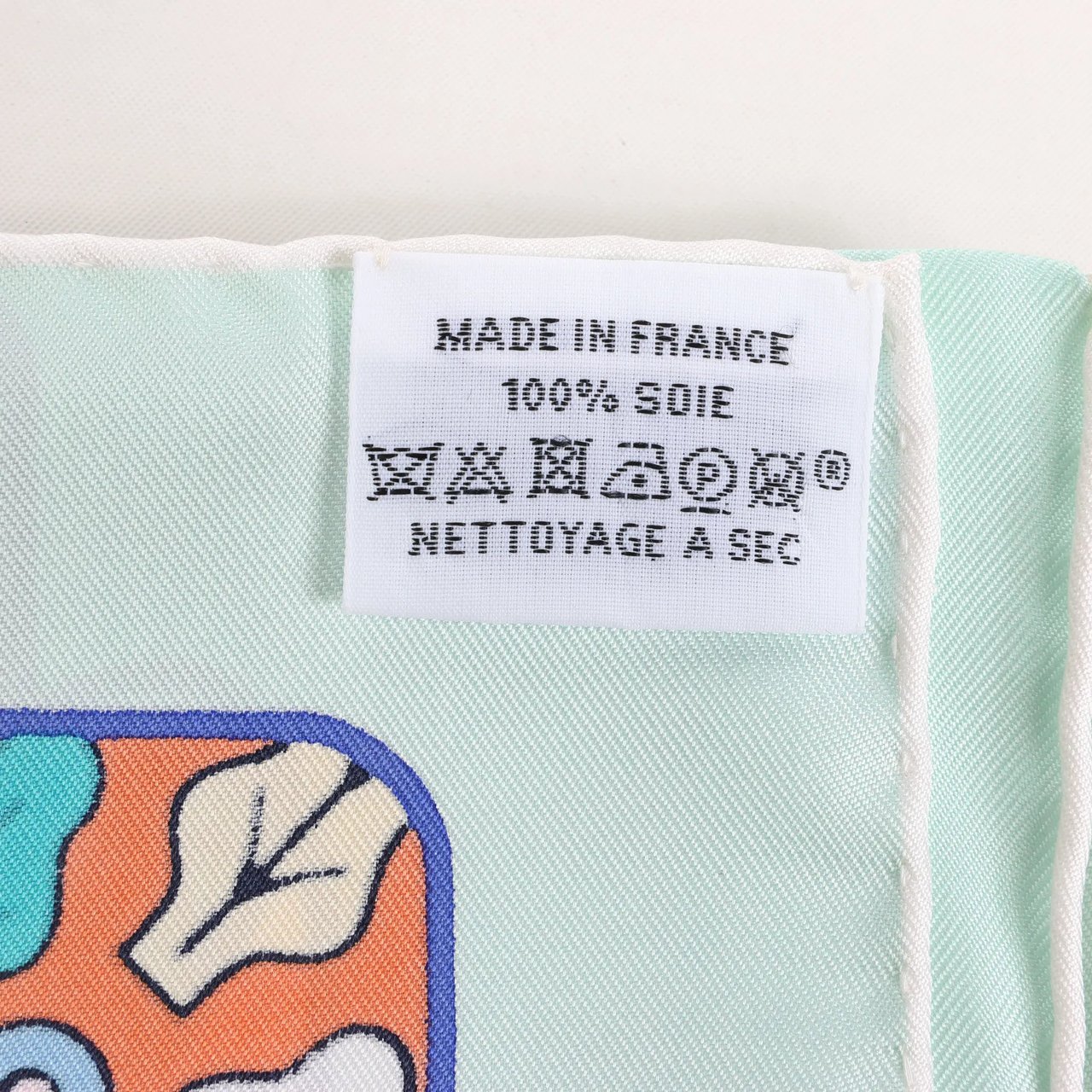 Hermès Hermès Carré 90 "DUELS ONIRIQUES" Silk handkerchief in Blue Blauw