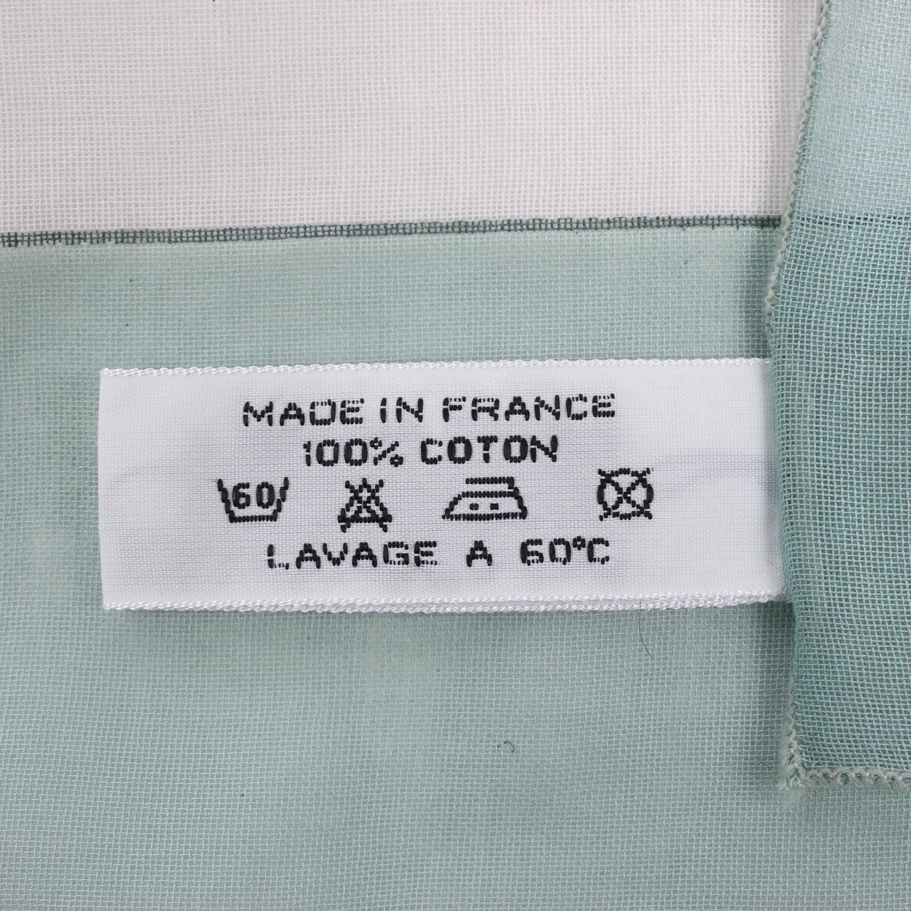 Hermès Hermès Carré "Shell" Cotton handkerchief in Blue Divers