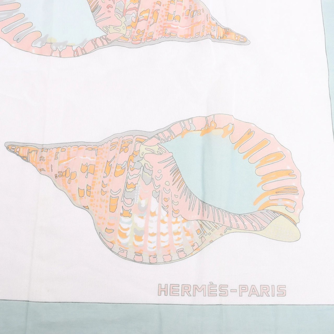 Hermès Hermès Carré "Shell" Cotton handkerchief in Blue Divers