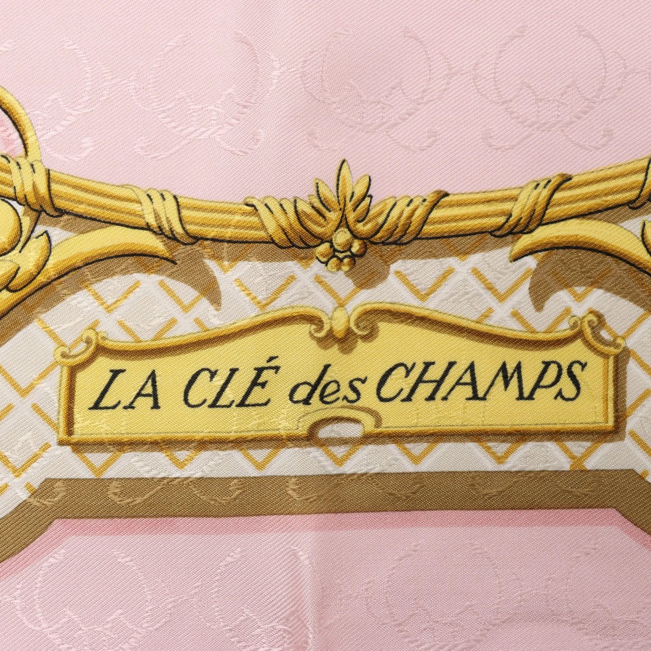 Hermès Hermès Carré 90 "La Cle des Champs" Silk handkerchief in Pink Roze