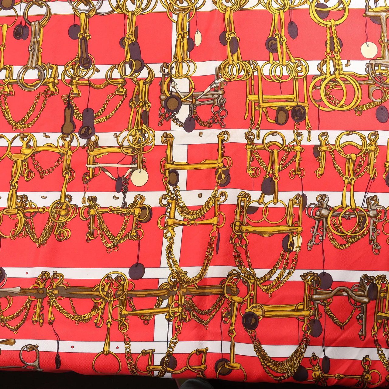 Hermès Hermès Carré 90 "MORS&FILETS" Silk handkerchief in Red x Navy Blue Rood