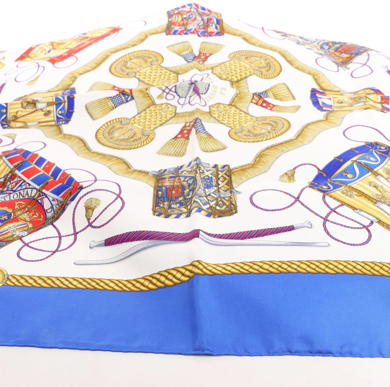 Hermès Hermès Carré 90 "Tambour no Taiko" Silk handkerchief in Blue Divers