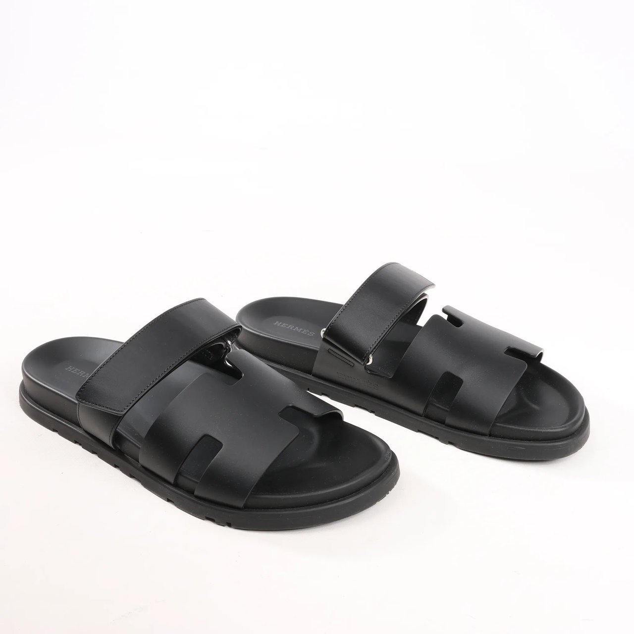 Hermès HERMES Cypre Leather Sandals in Black, Size 42 EU Zwart