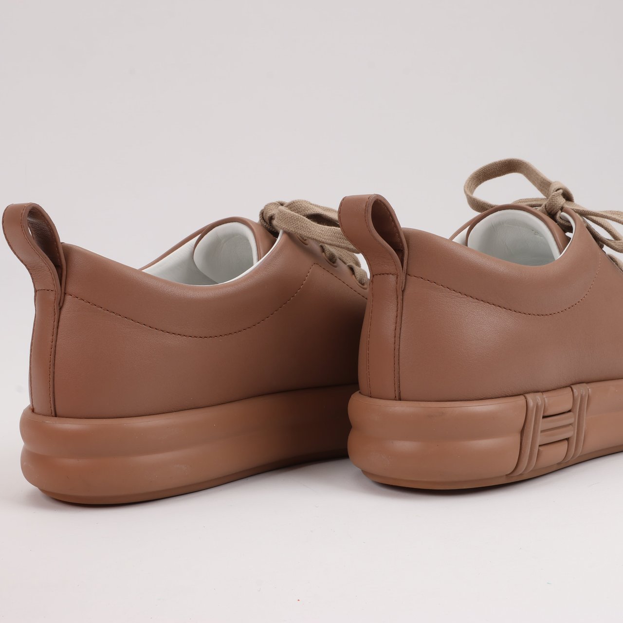Hermès Hermès Happy Leather Sneakers in Brown, Size 39 Bruin