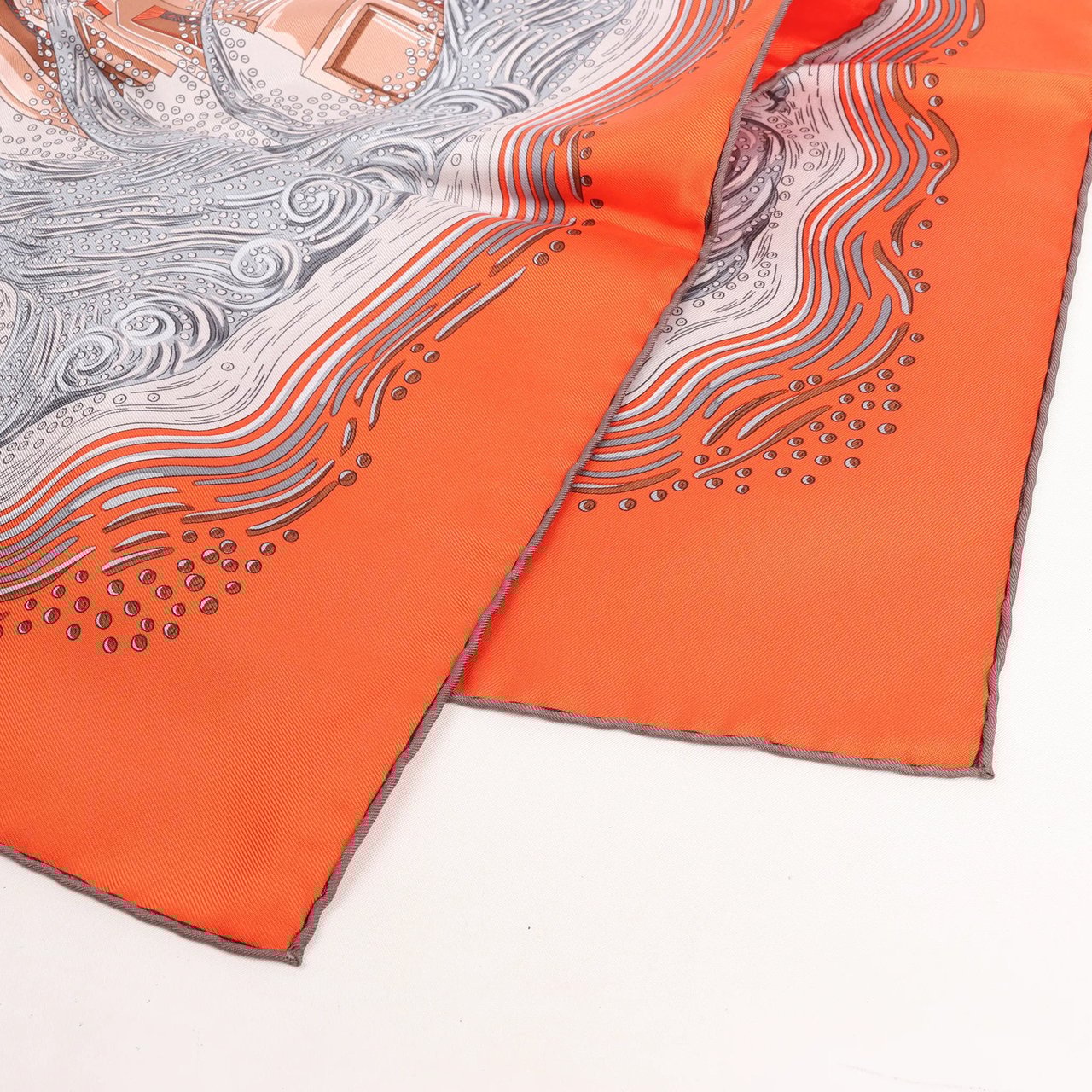 Hermès Hermès Carré 90 "LES RIVIERES DE BABEL" Silk handkerchief in Orange Divers