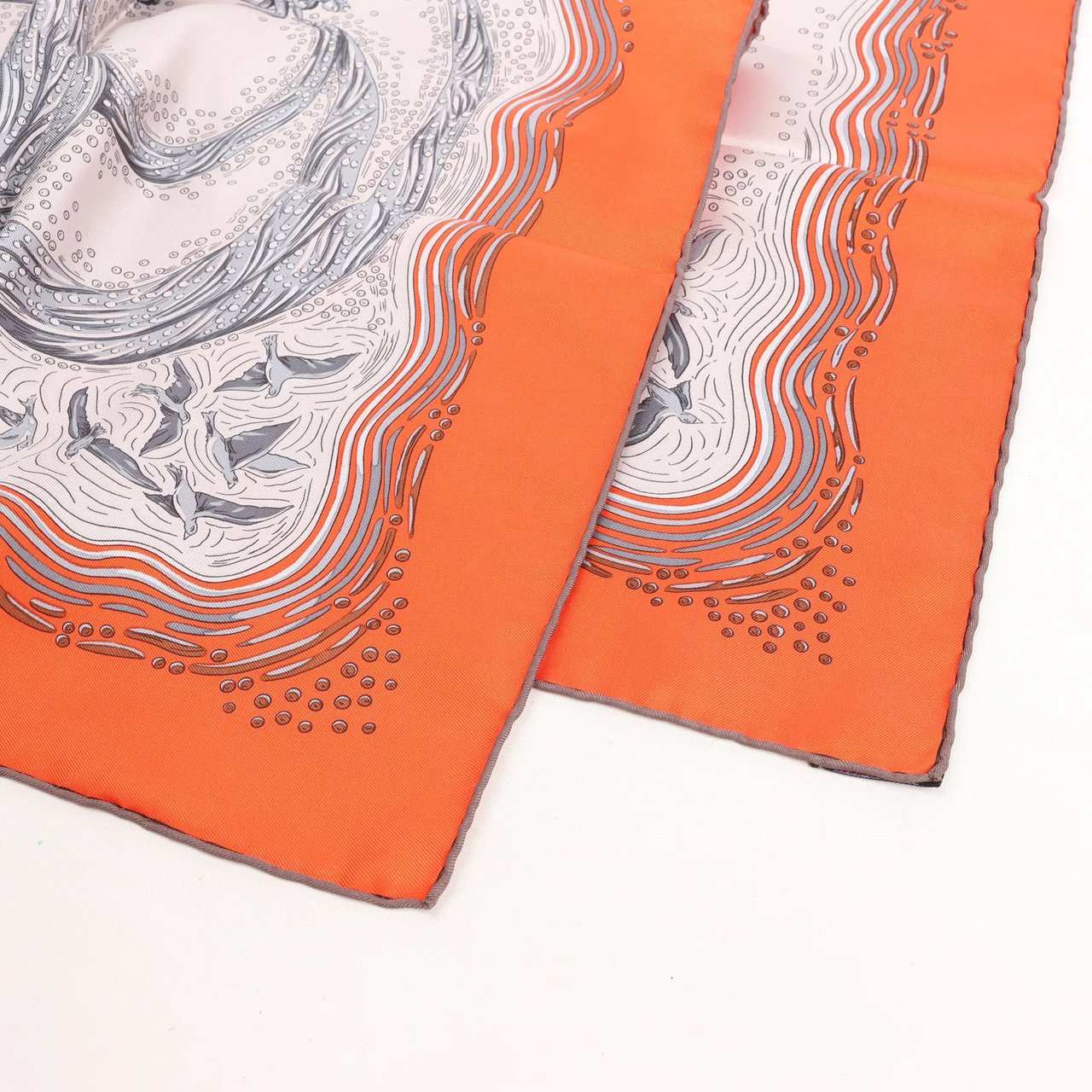 Hermès Hermès Carré 90 "LES RIVIERES DE BABEL" Silk handkerchief in Orange Divers
