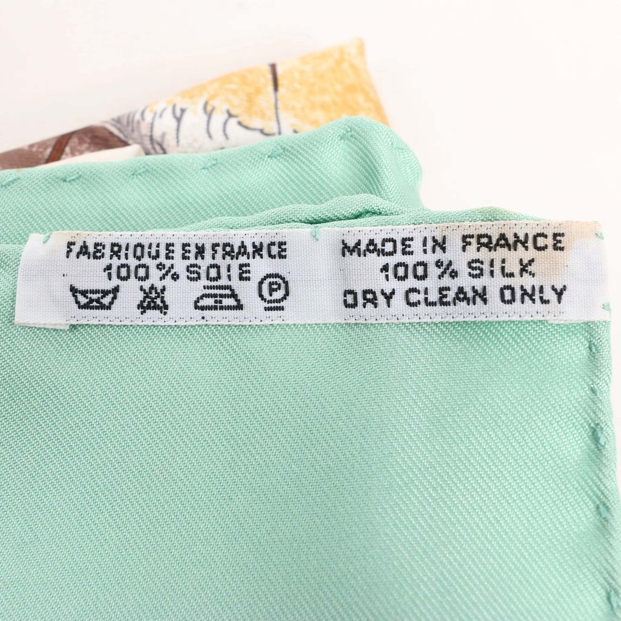 Hermès Hermès Carré 90 "Auteuil en Mai" Silk handkerchief in Green Divers