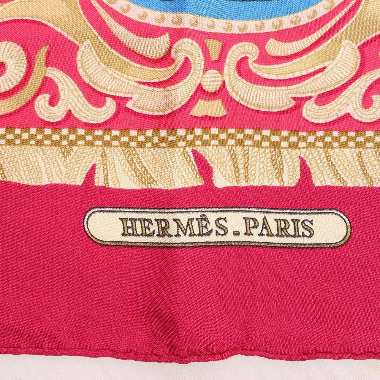 Hermès Hermès Carré 90 "LA PRESENTATION" Silk handkerchief in Burgundy Divers