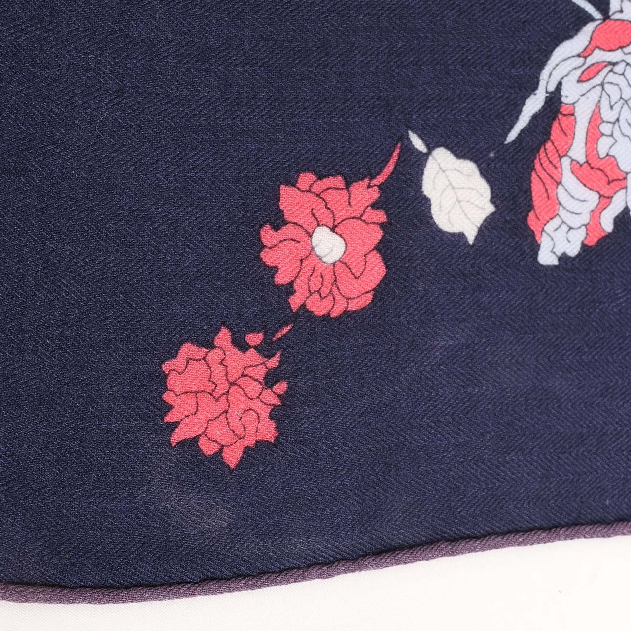 Hermès Hermès Carré Géant "Robe Legere" Cashmere x Silk handkerchief in Navy Blue Divers