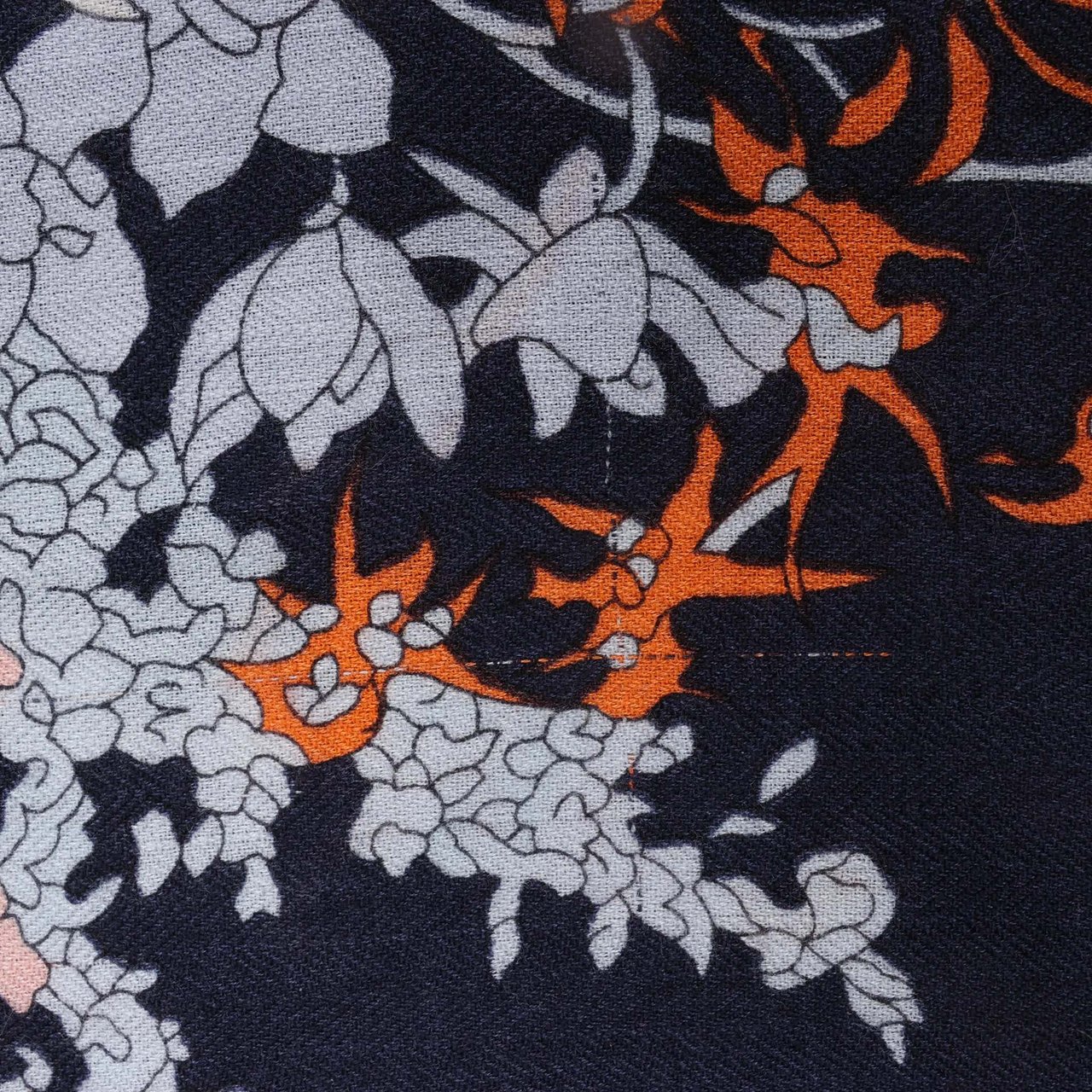 Hermès Hermès Carré Géant "Robe Legere" Cashmere x Silk handkerchief in Navy Blue Divers