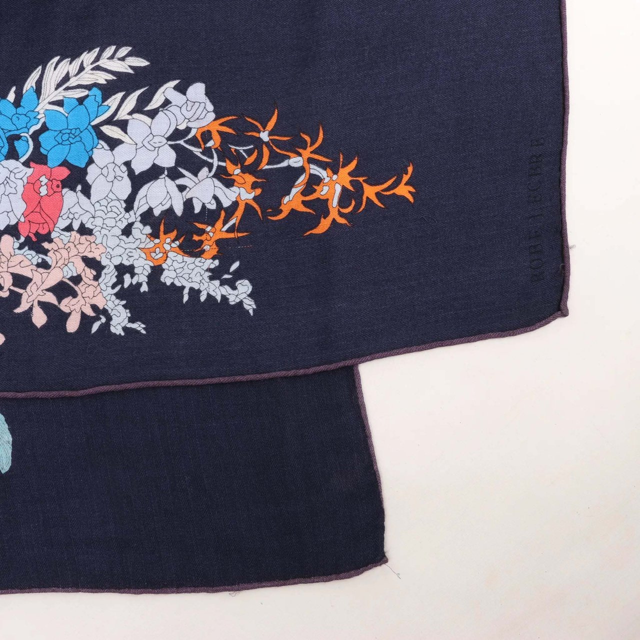 Hermès Hermès Carré Géant "Robe Legere" Cashmere x Silk handkerchief in Navy Blue Divers