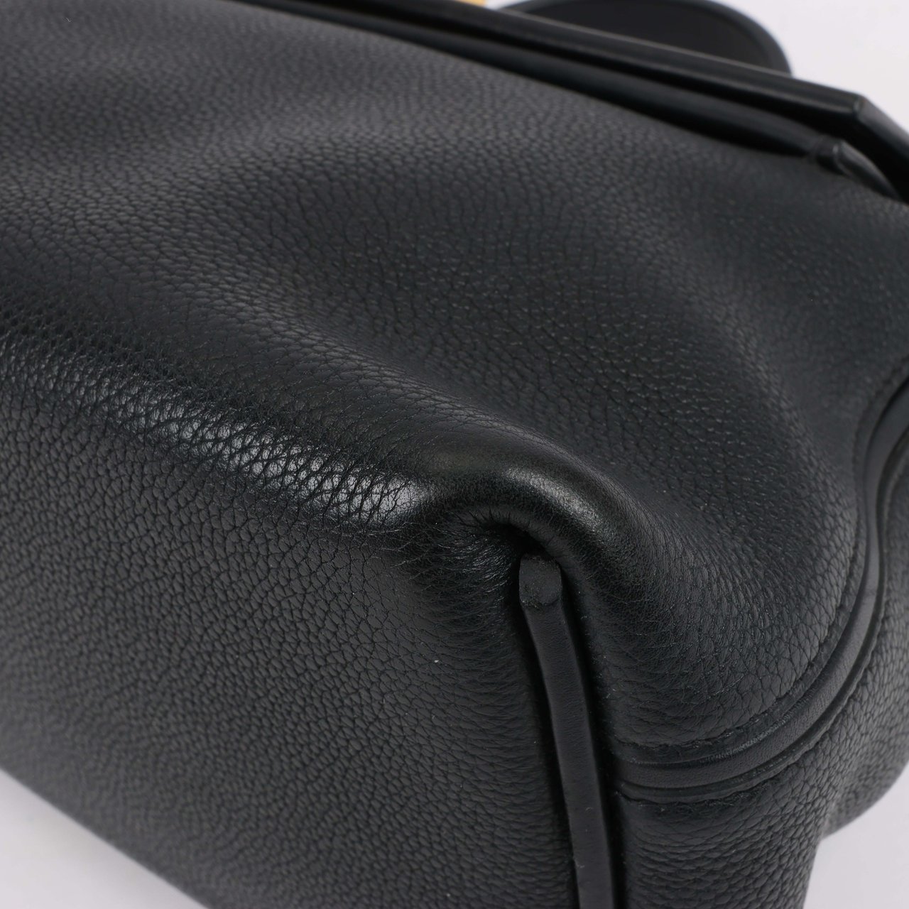 Hermès HERMES 24/24 29 Togo Leather Handbag in Black and Gold Metal Fittings D: 2019 Zwart