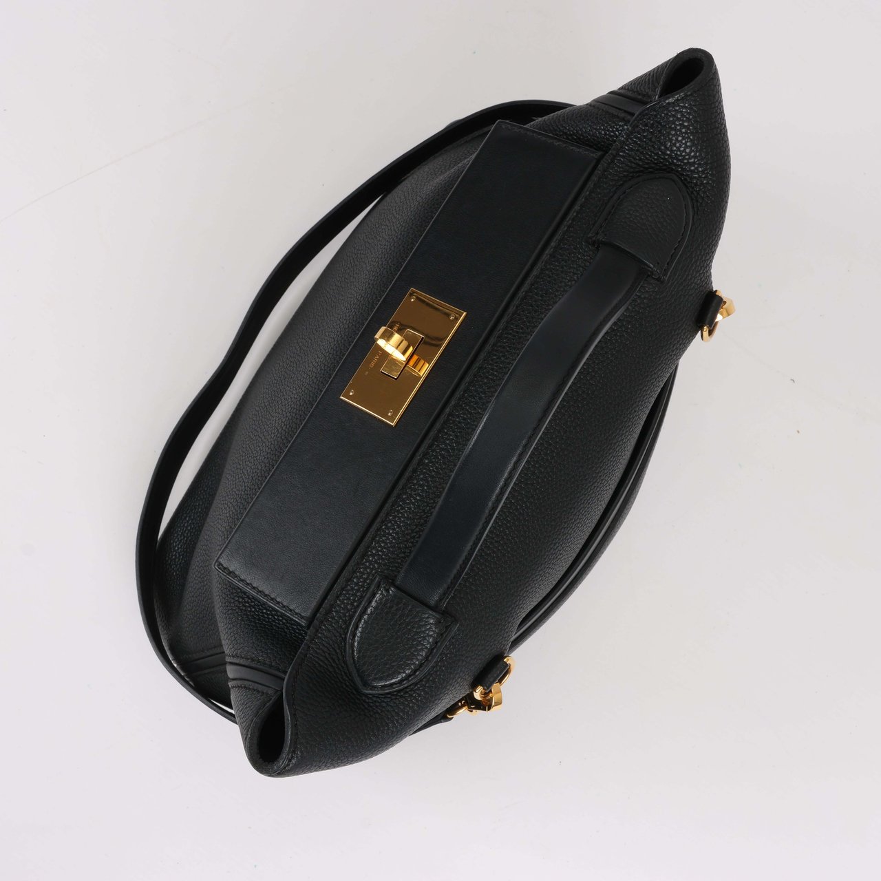 Hermès HERMES 24/24 29 Togo Leather Handbag in Black and Gold Metal Fittings D: 2019 Zwart