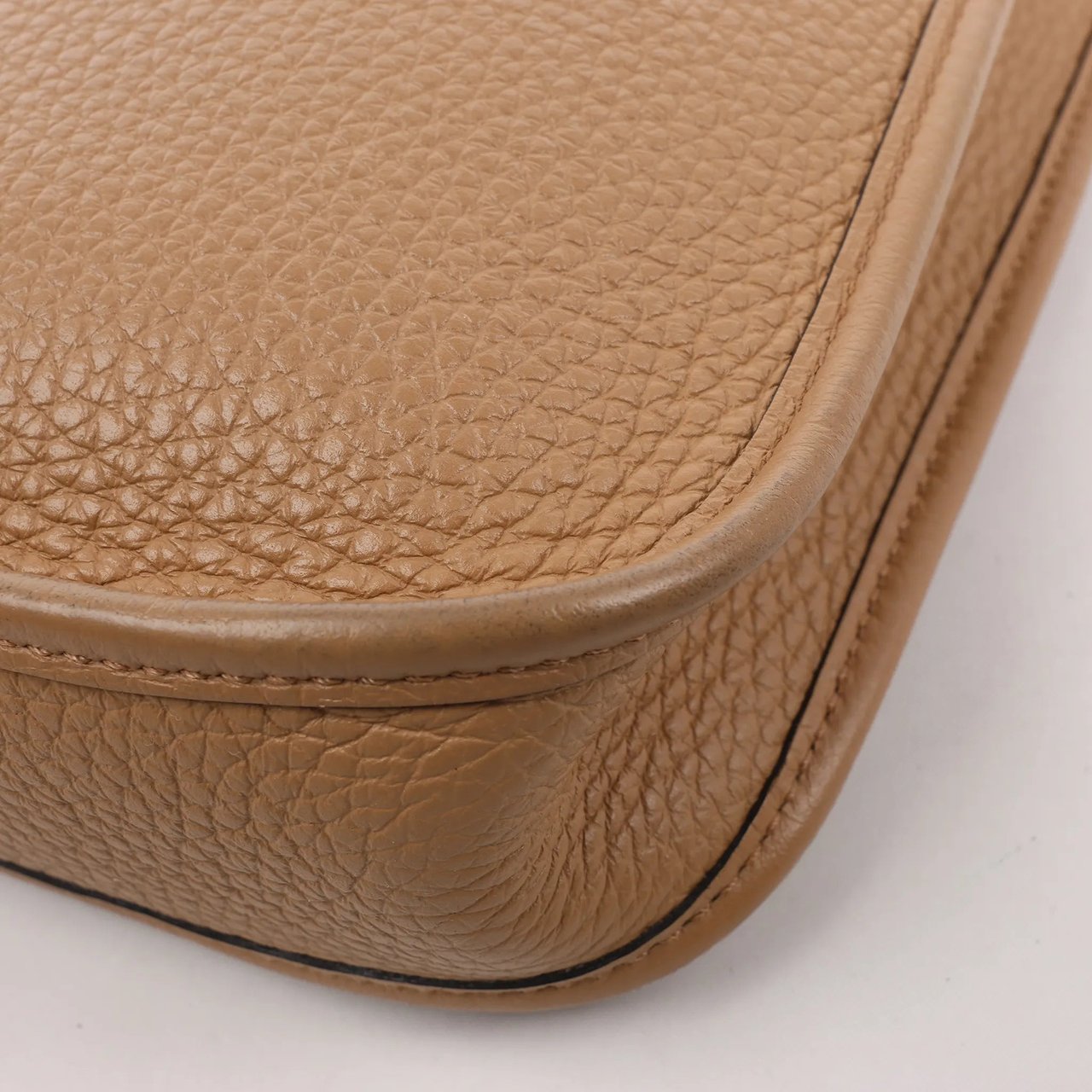 Hermès Hermès Evelyne Taurillon Clemence Maxi Quadrille TPM Chai Shoulder bag U:2022 Bruin