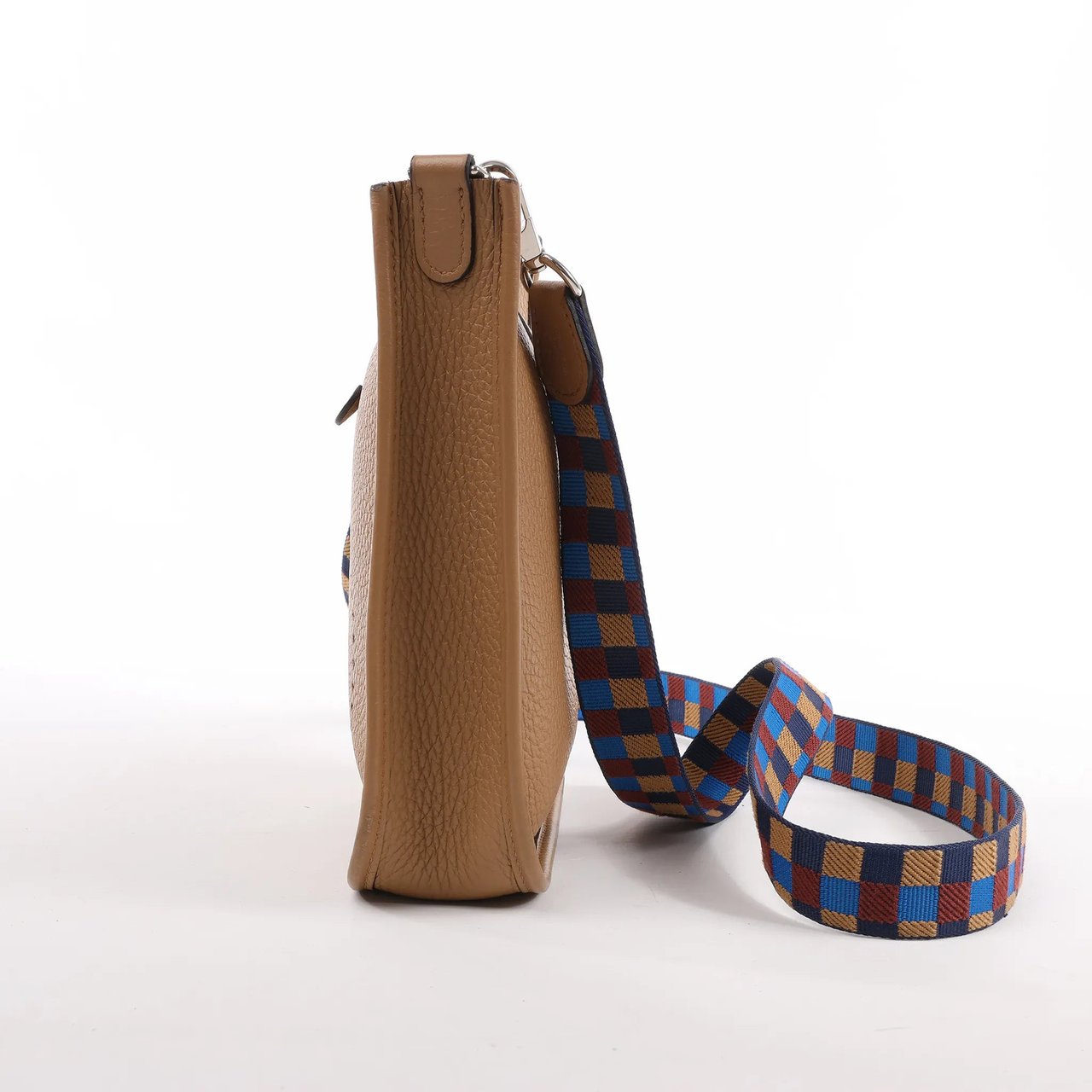 Hermès Hermès Evelyne Taurillon Clemence Maxi Quadrille TPM Chai Shoulder bag U:2022 Bruin