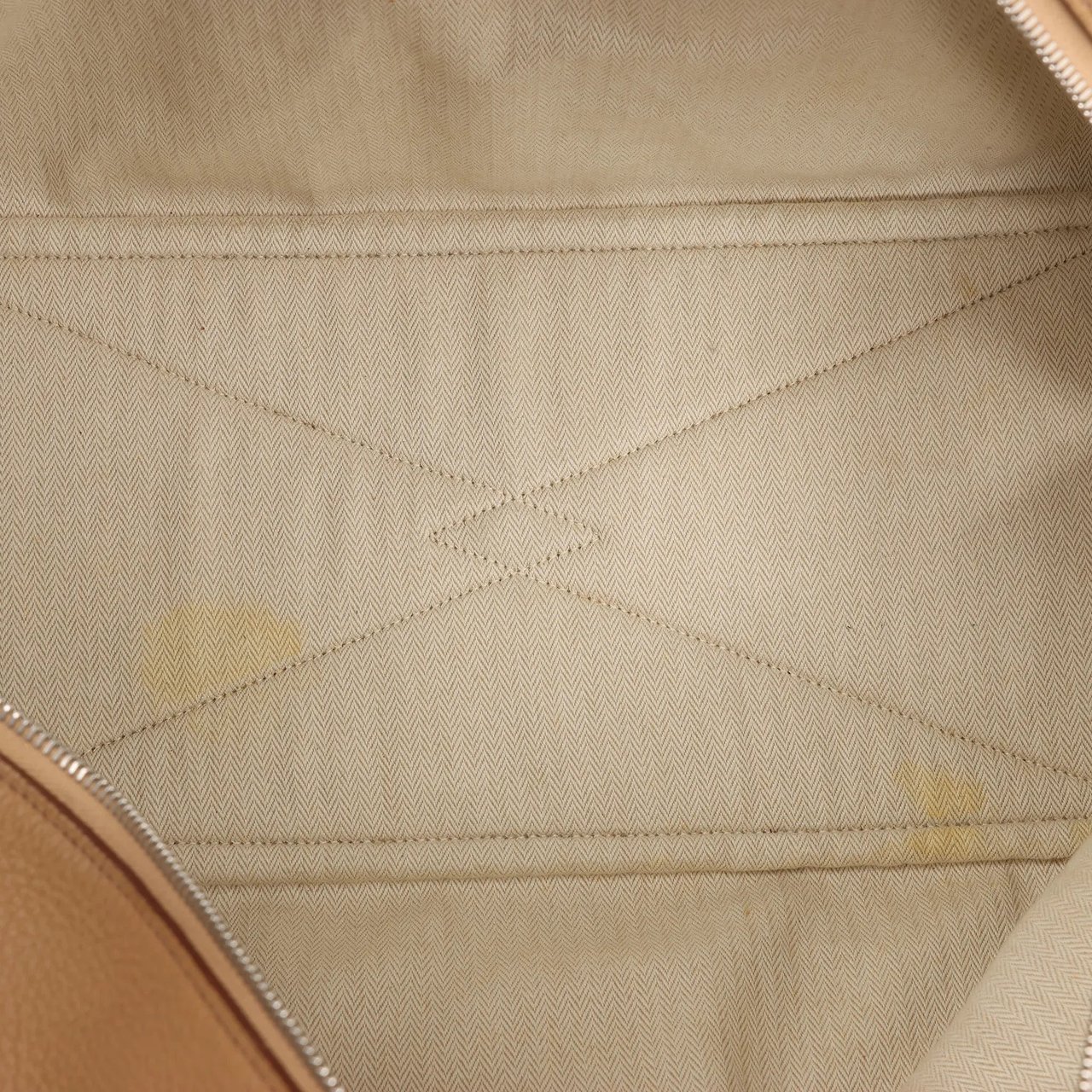 Hermès HERMES Victoria 43 Taurillon Clemence Handbag in Brown □L: 2008 Bruin