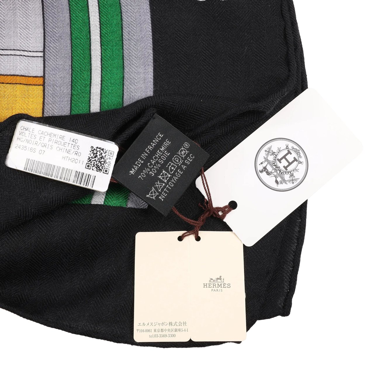 Hermès Hermès Carré Geant "Voltes et Pirouettes" Cashemere & Silk Scarf in Black Zwart