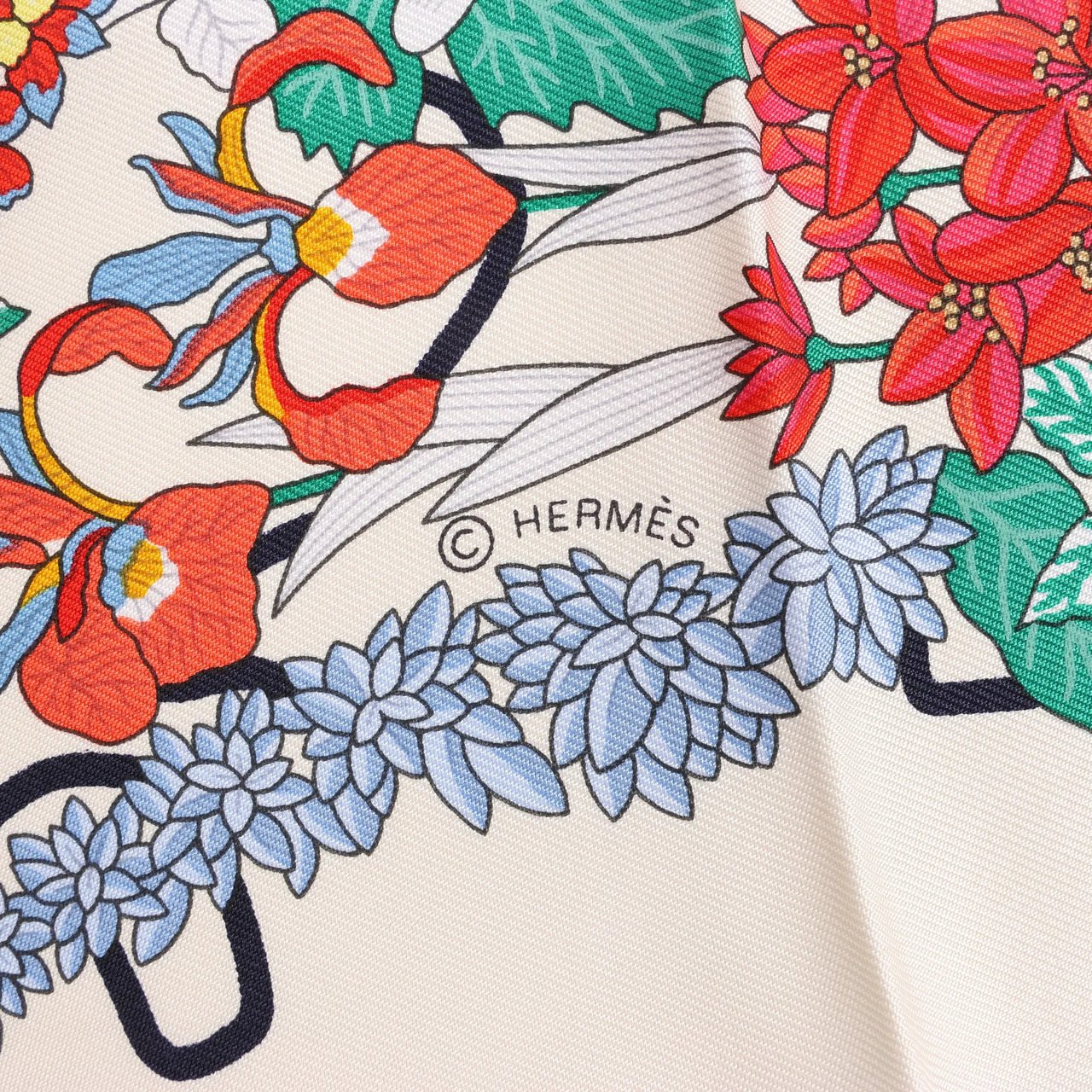 Hermès Hermès Carré 90 "PLANIFLEURS" Silk handkerchief in Ecru Divers