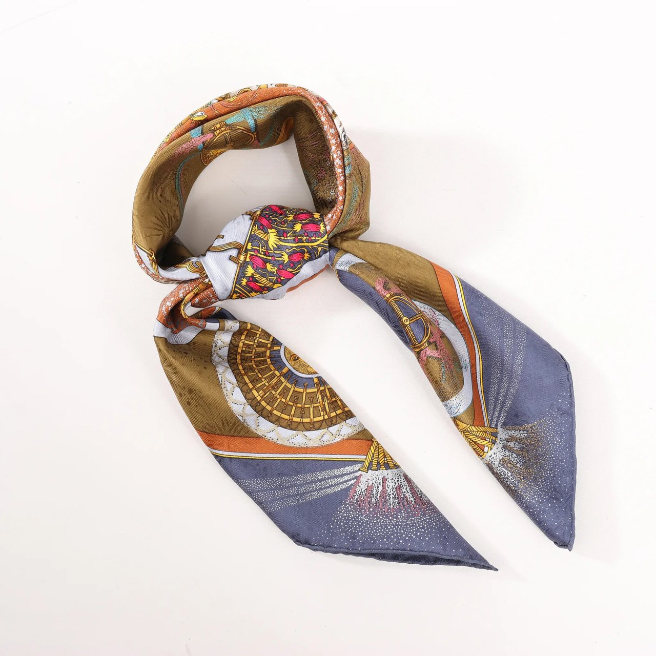 Hermès Hermès Carré 90 "FEUX D’ARTIFICE" Silk handkerchief in Navy Blue x Brown Blauw