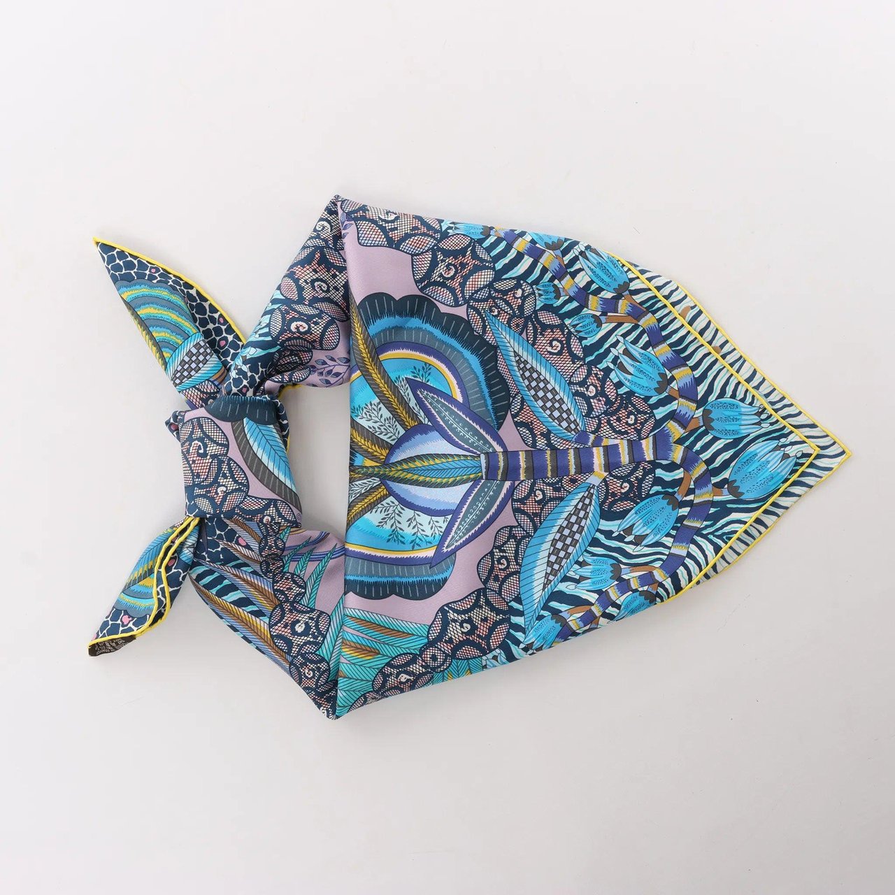 Hermès Hermès Carré 90 "FLOWERS OF SOUTH AFRICA" Silk handkerchief in Purple x Blue Blauw