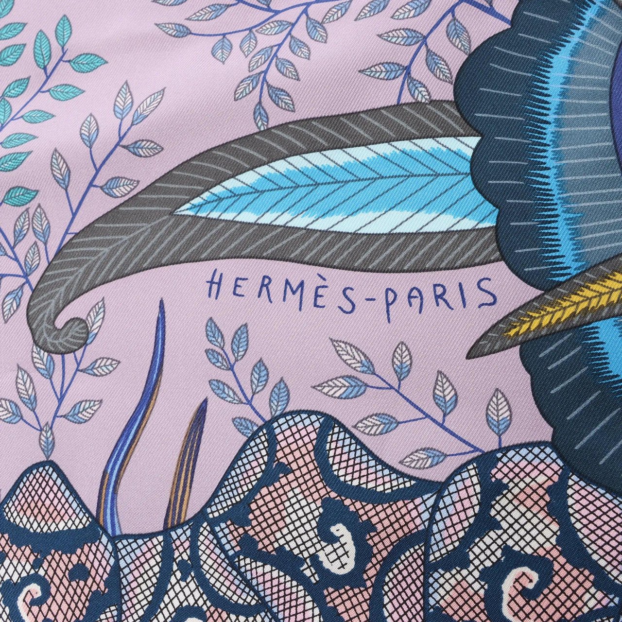 Hermès Hermès Carré 90 "FLOWERS OF SOUTH AFRICA" Silk handkerchief in Purple x Blue Blauw