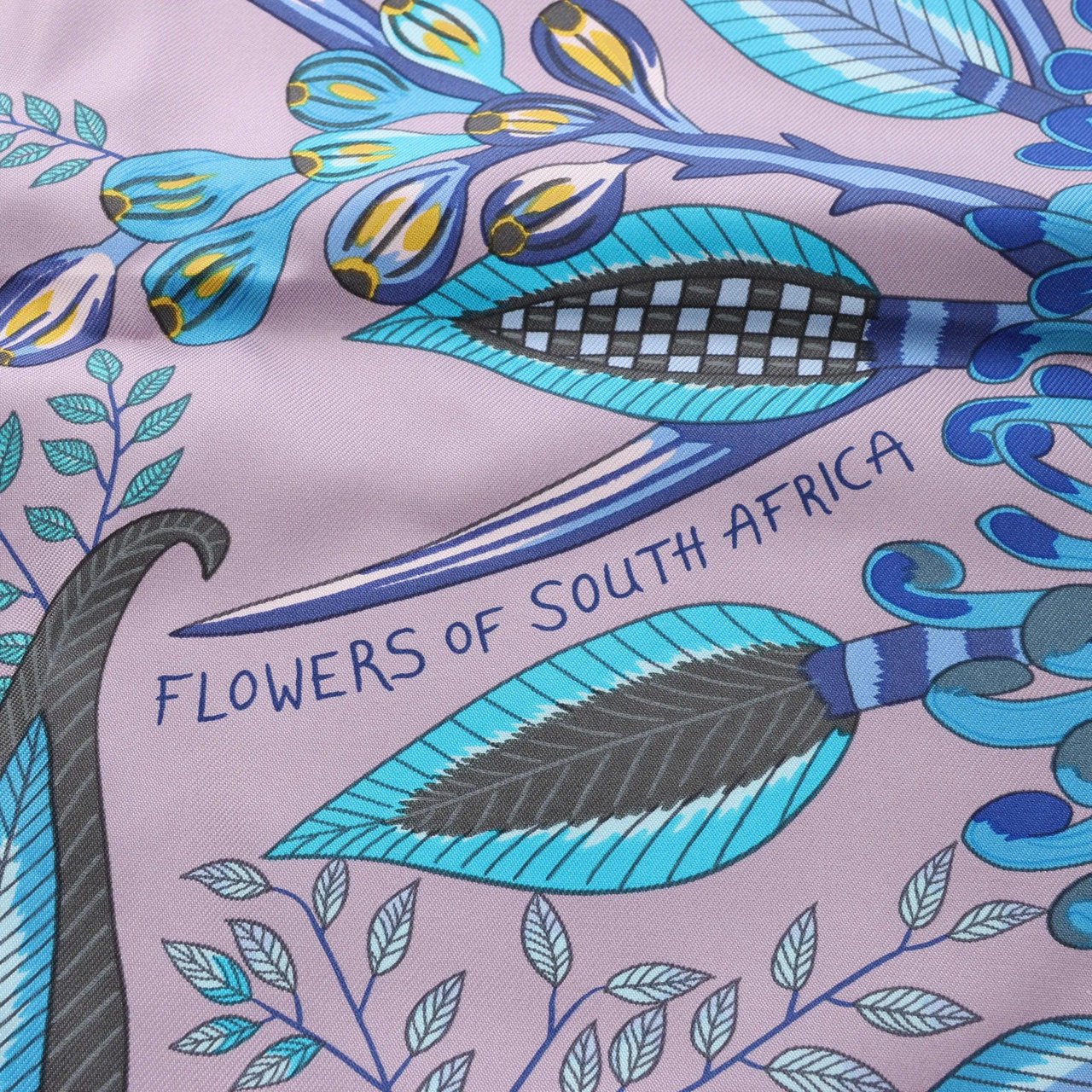 Hermès Hermès Carré 90 "FLOWERS OF SOUTH AFRICA" Silk handkerchief in Purple x Blue Blauw