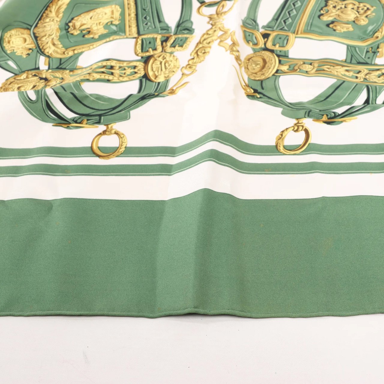 Hermès Hermès Carré 90 "BRIDES de GALA" Silk handkerchief in Green Divers