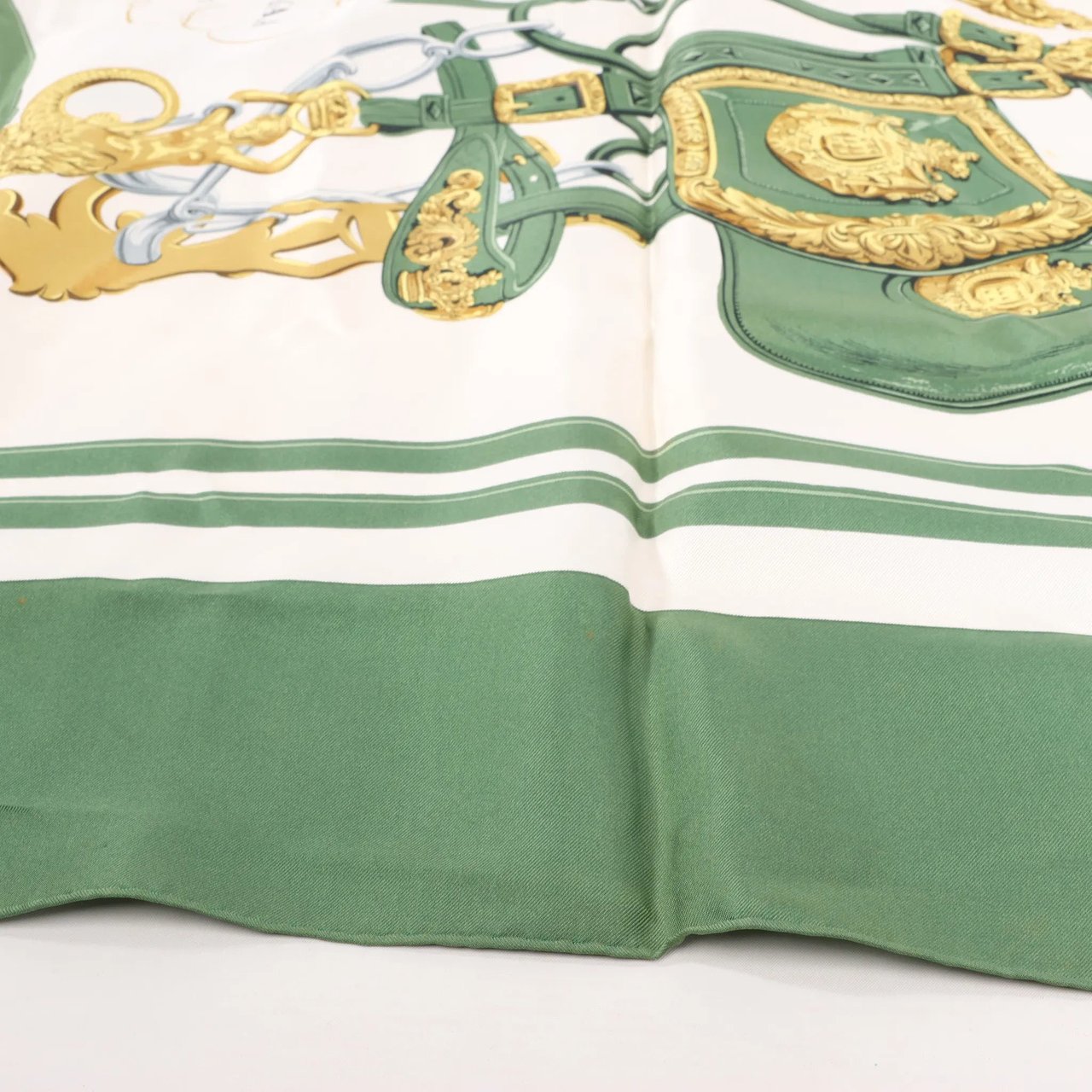 Hermès Hermès Carré 90 "BRIDES de GALA" Silk handkerchief in Green Divers