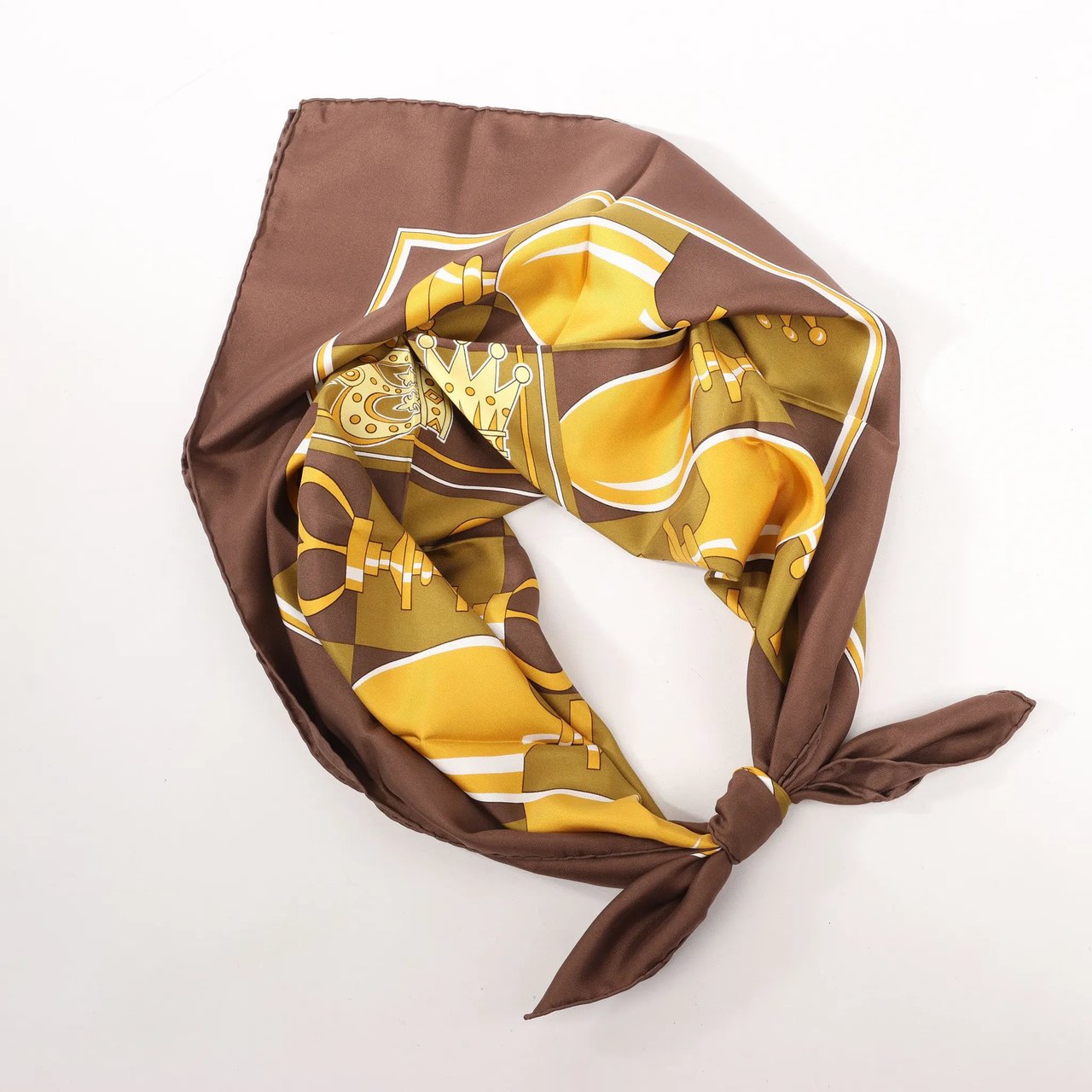 Hermès Hermès Carré 90 "ÉCHIQUIER" Silk handkerchief in Brown Divers