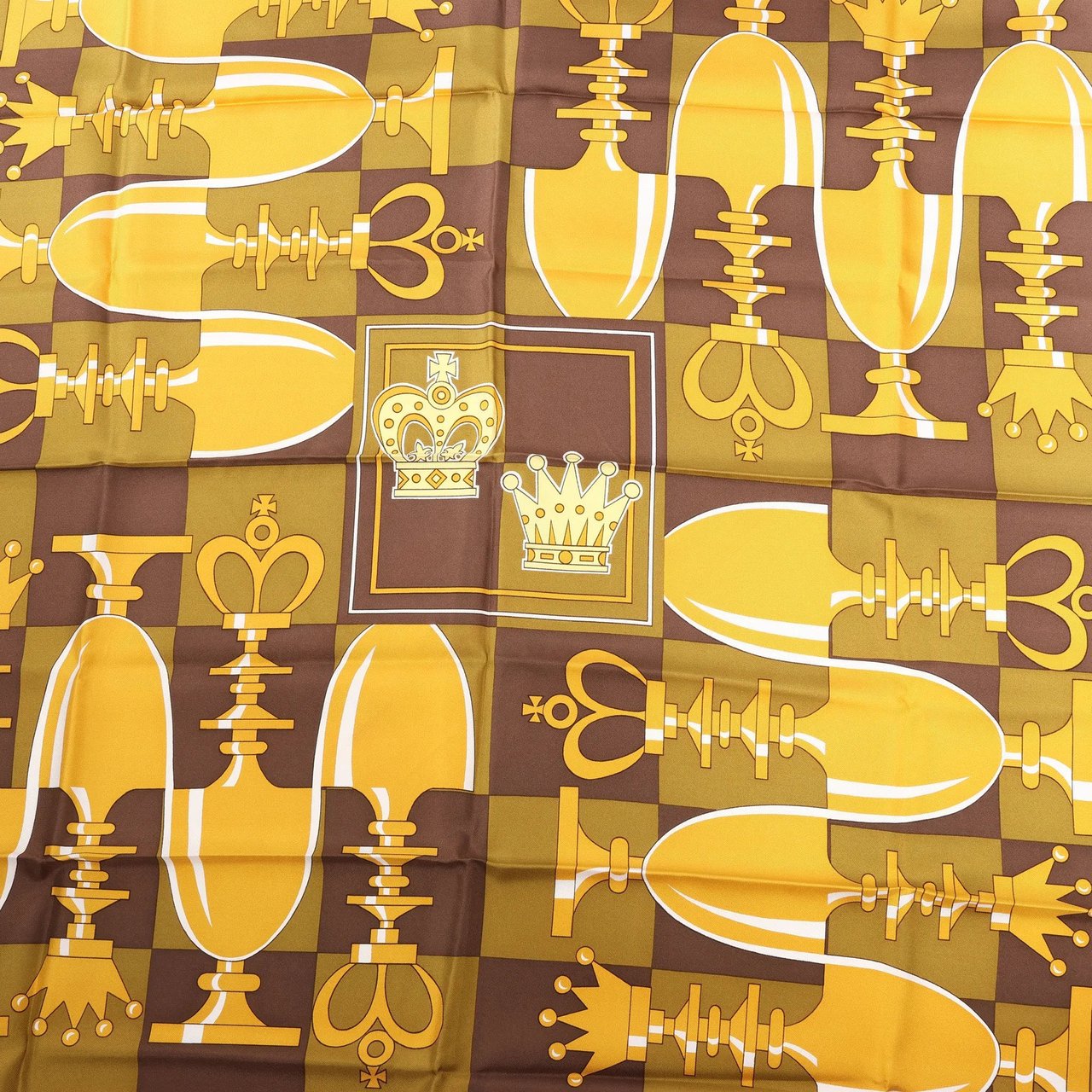 Hermès Hermès Carré 90 "ÉCHIQUIER" Silk handkerchief in Brown Divers