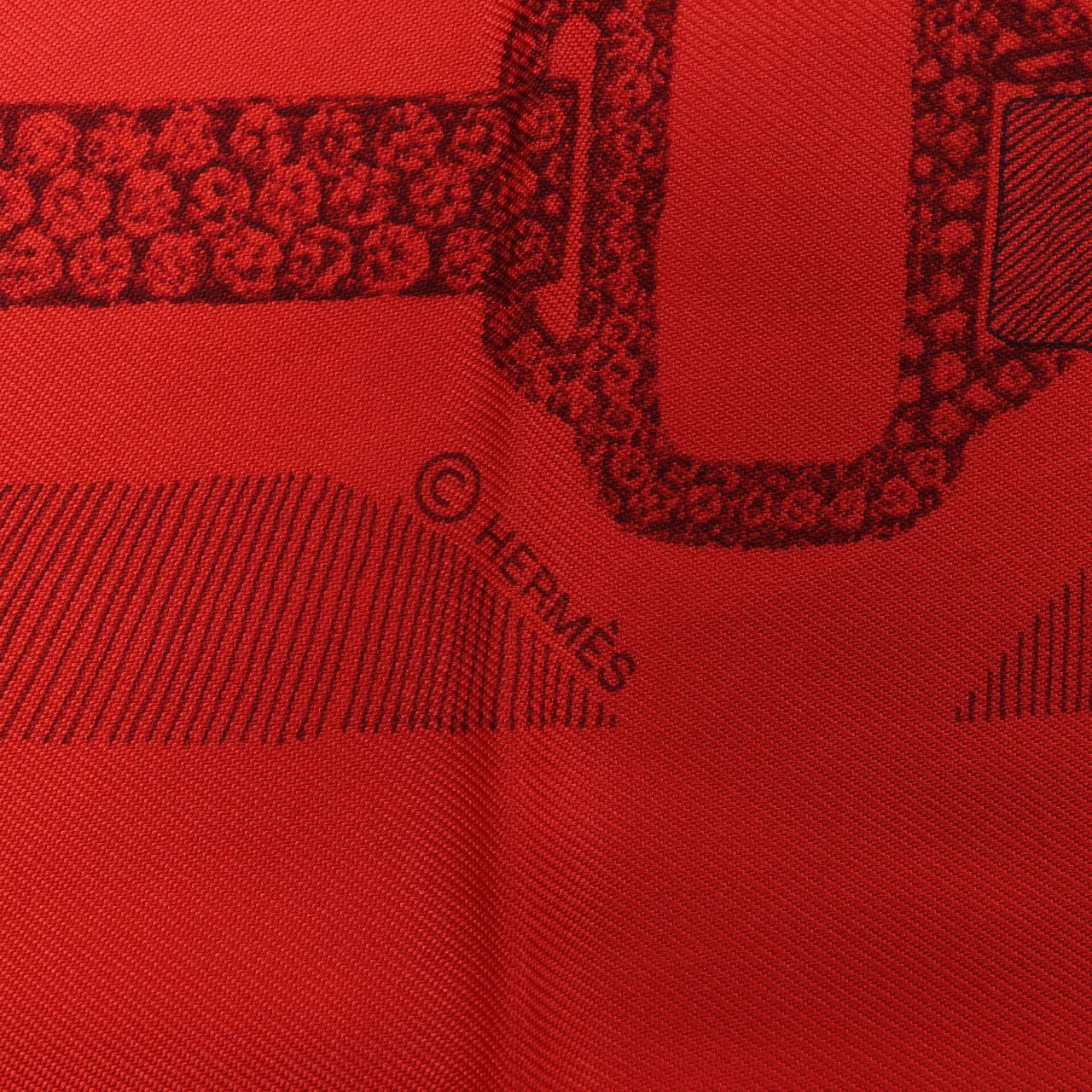 Hermès Hermès Carré 90 "ETVDE POVR VNE PARVRE DE GALA" Silk handkerchief in Red Rood