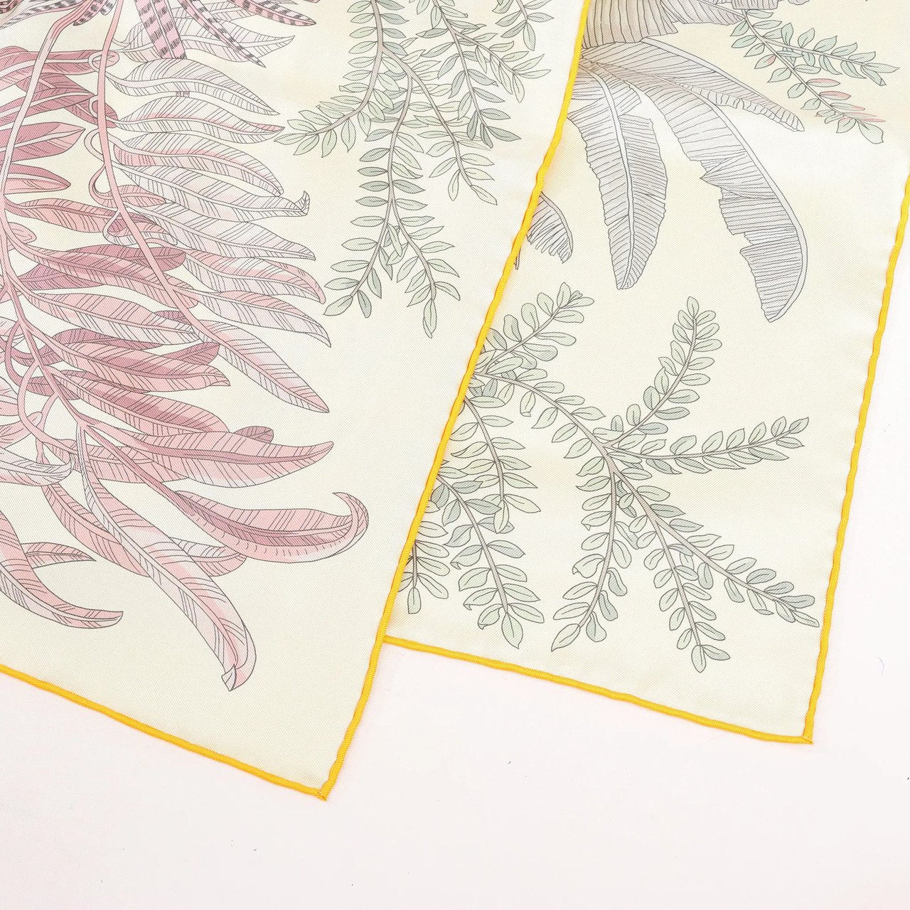 Hermès Hermès Carré Double face 90 "LES JARDIN DES PEINTRES" Silk handkerchief in Multicolor Divers