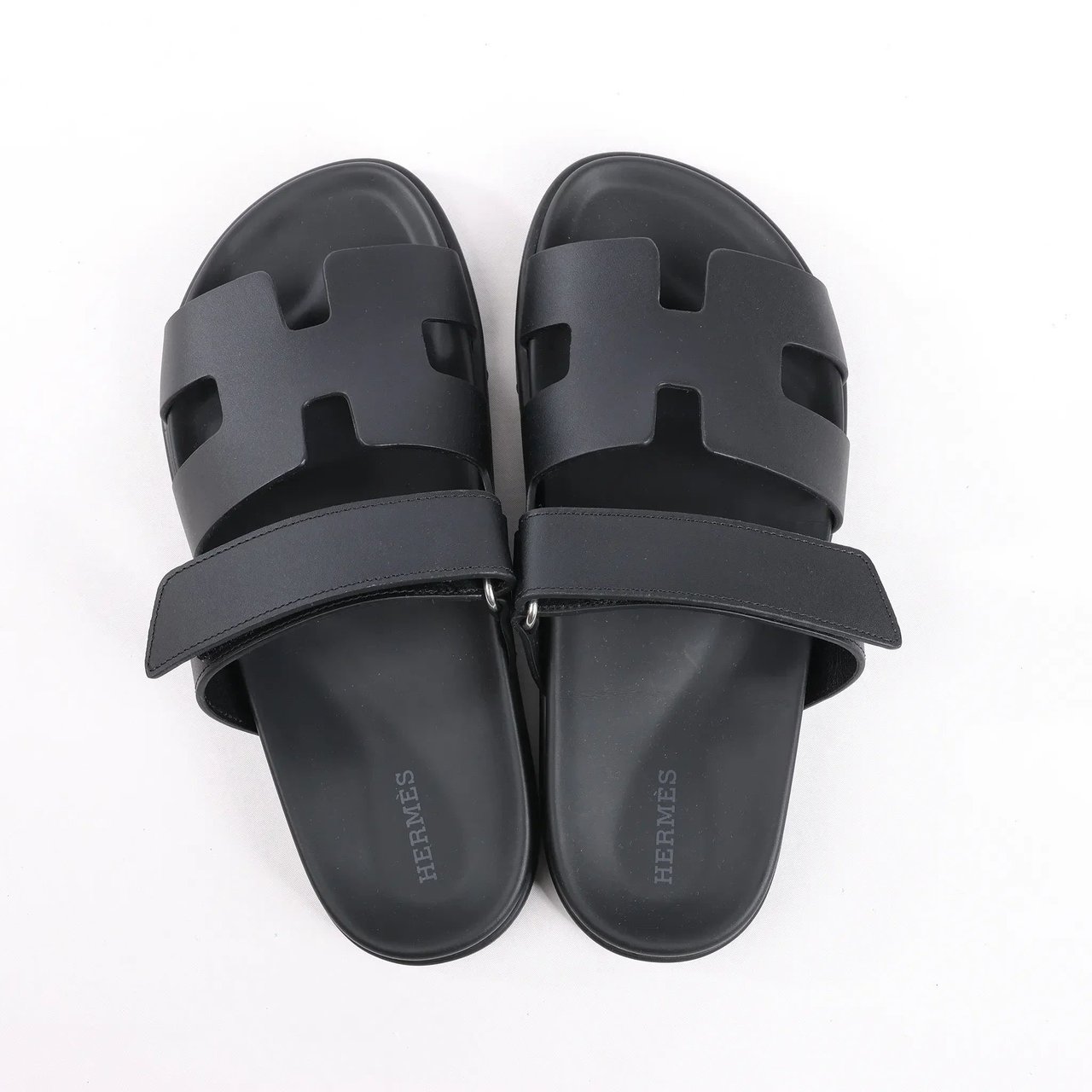 Hermès HERMES Cypre Leather Sandals in Black, Size 38.5 EU Zwart