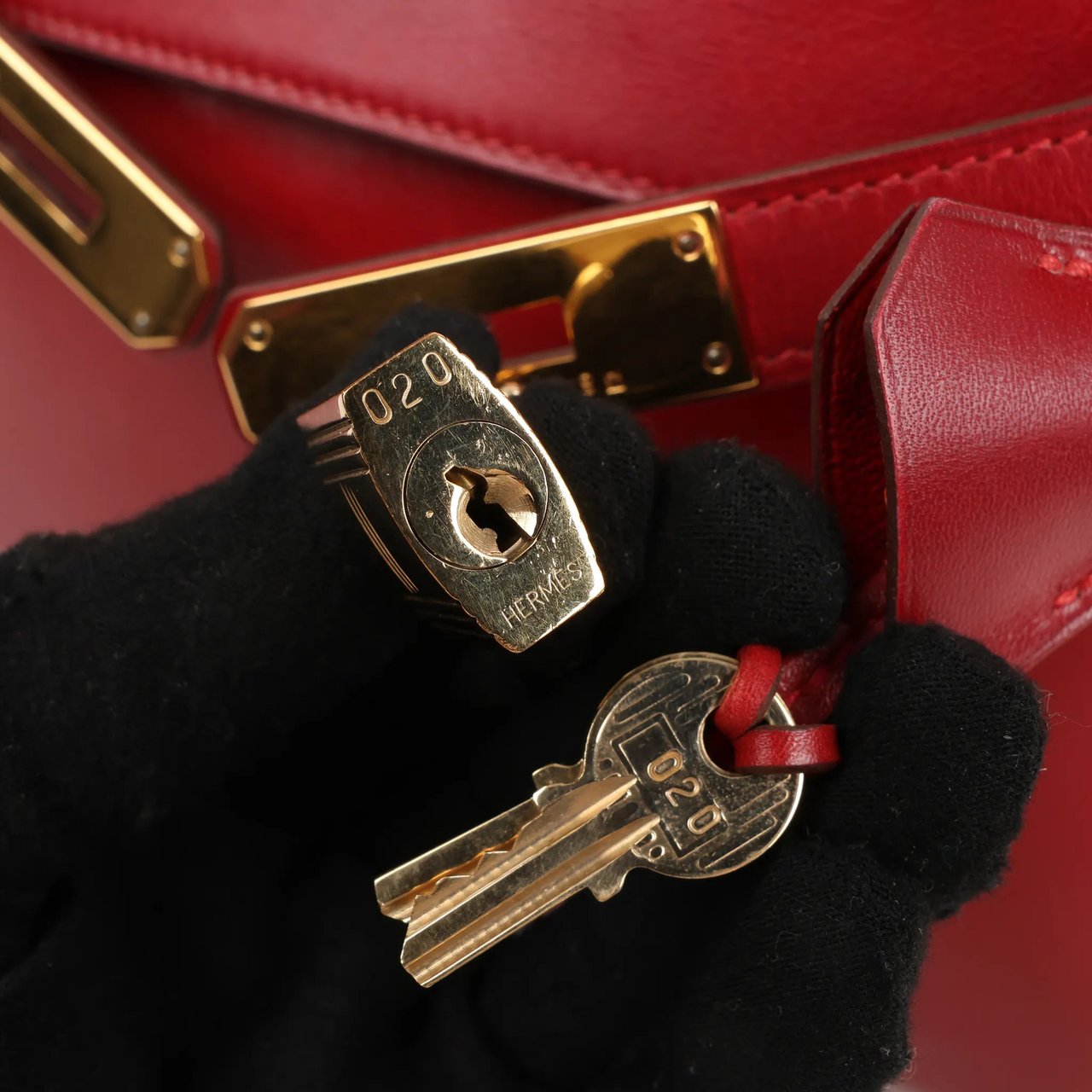 Hermès HERMÈS Kelly 28 Le Tournay Box Leather 2Way Handbag in Rouge ○U:1991 Rood