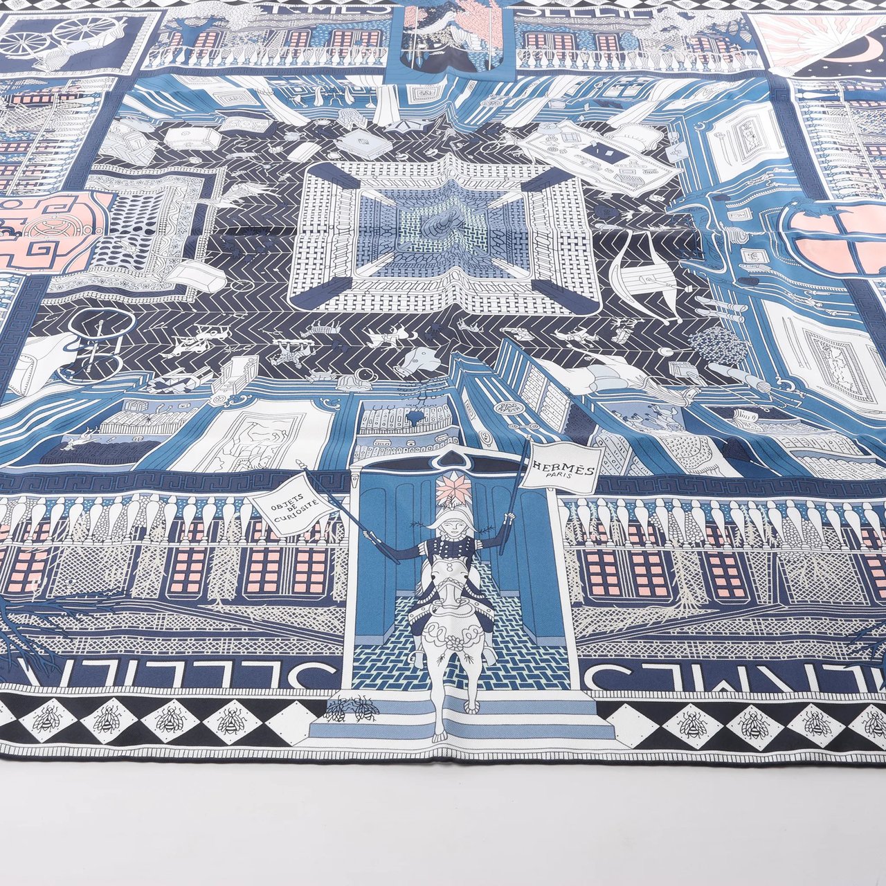 Hermès Hermès Carré 90 "Objets de Curiosite" Silk handkerchief in Blue x Gray Divers